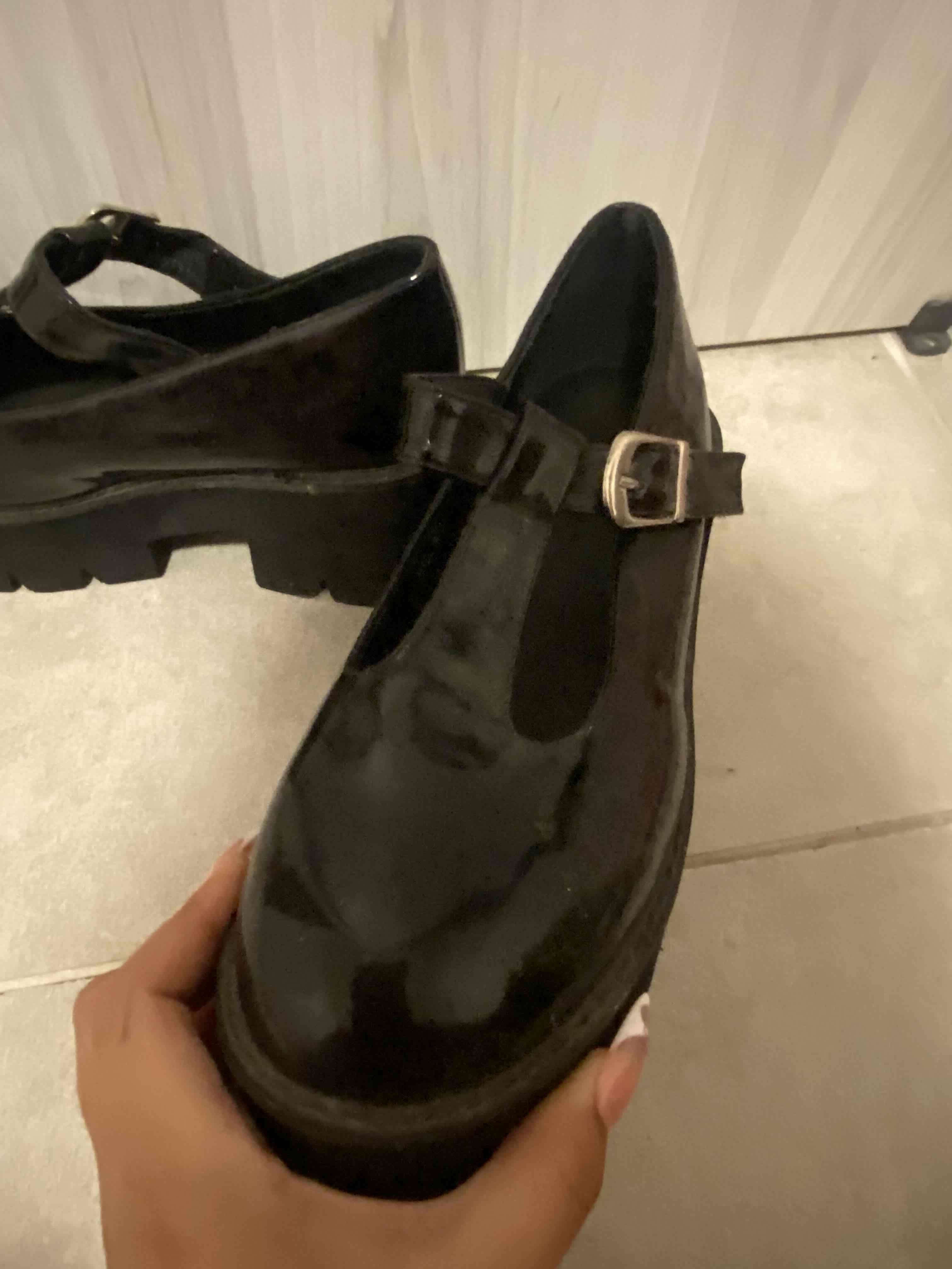 Zapatos negros de charol con plataforma - miniatura 2