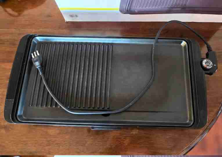 Parrilla Eléctrica Groven 2200W - miniatura 3