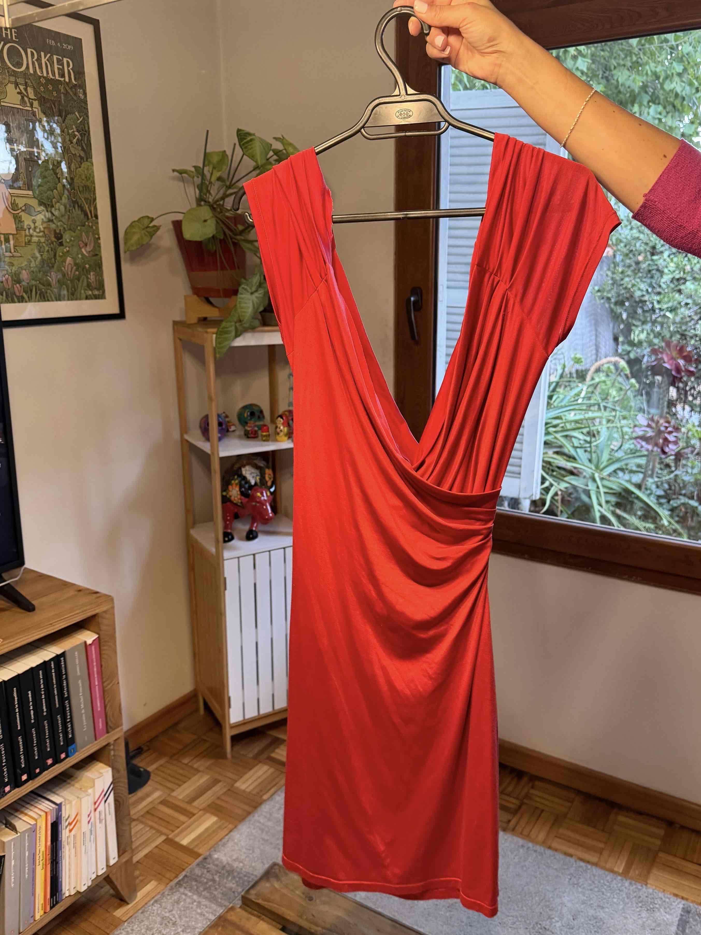 Vestido rojo elegante