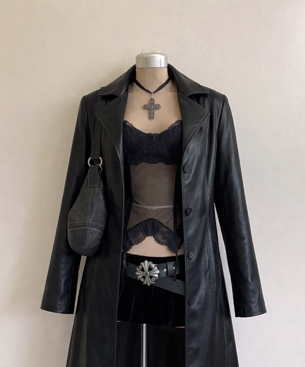 Abrigo Y2k/Gothyc Cuero - Talla S