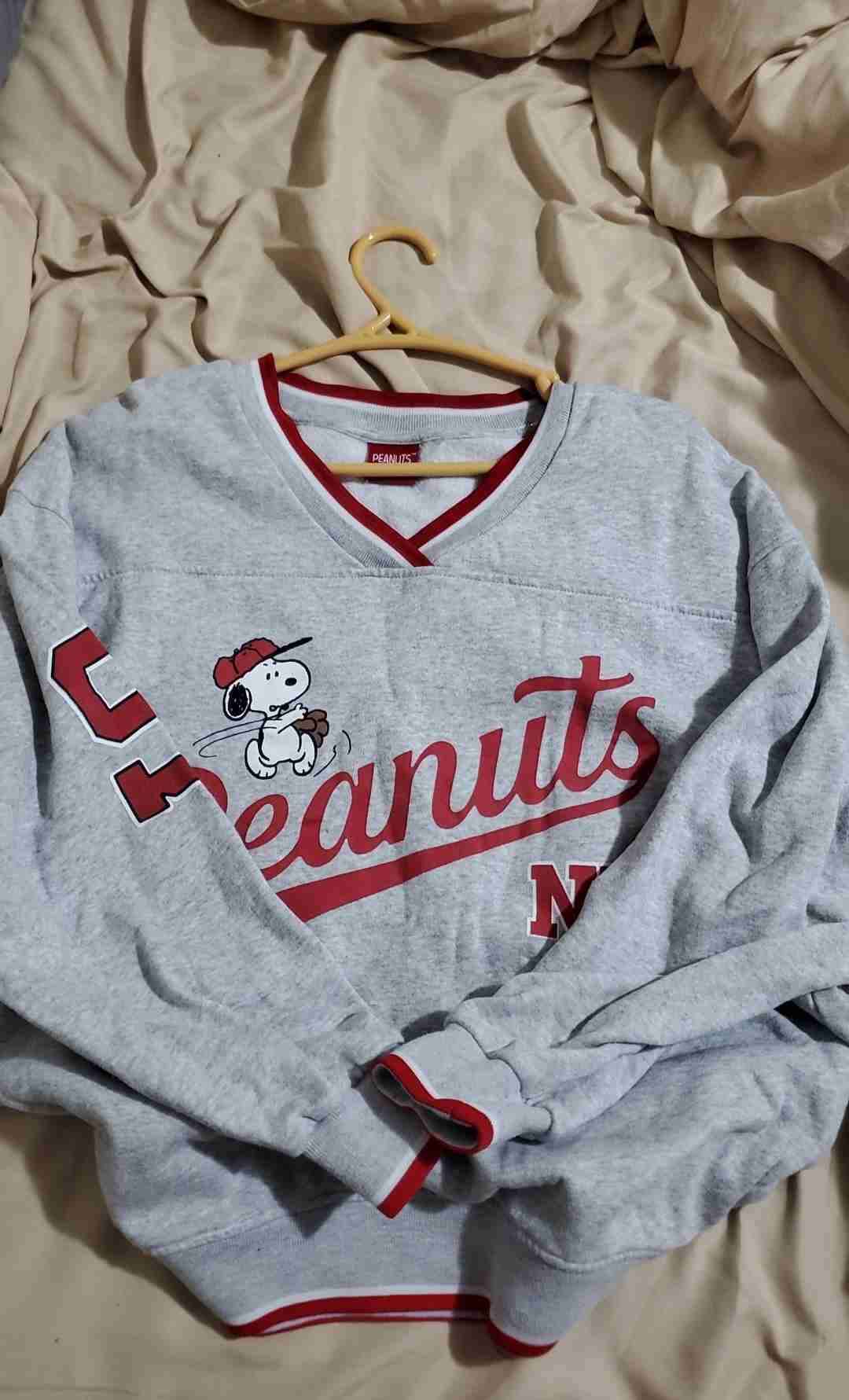 Polerón gris Peanuts Snoopy