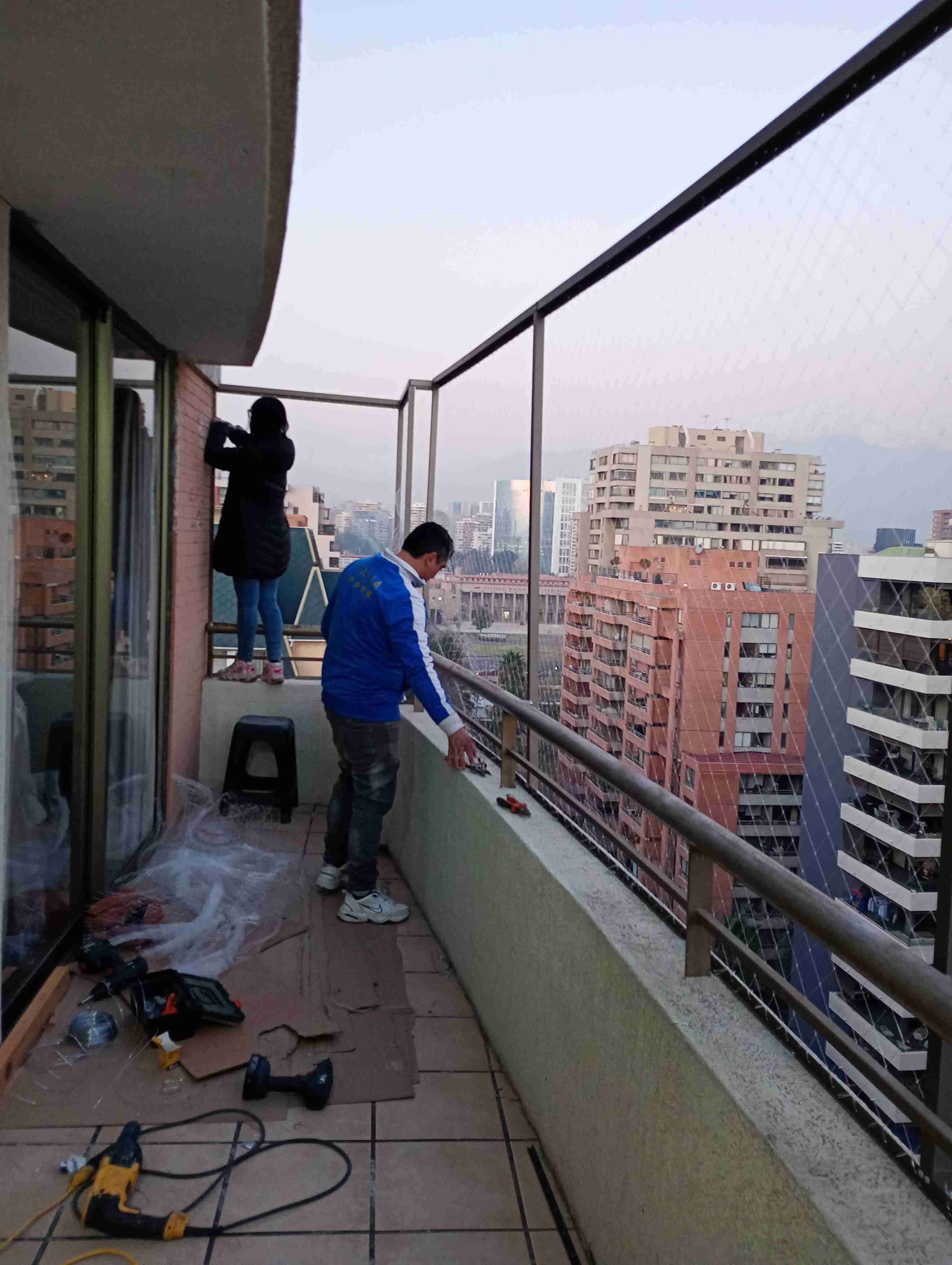 Malla de seguridad y protección para balcon ventes - miniatura 4