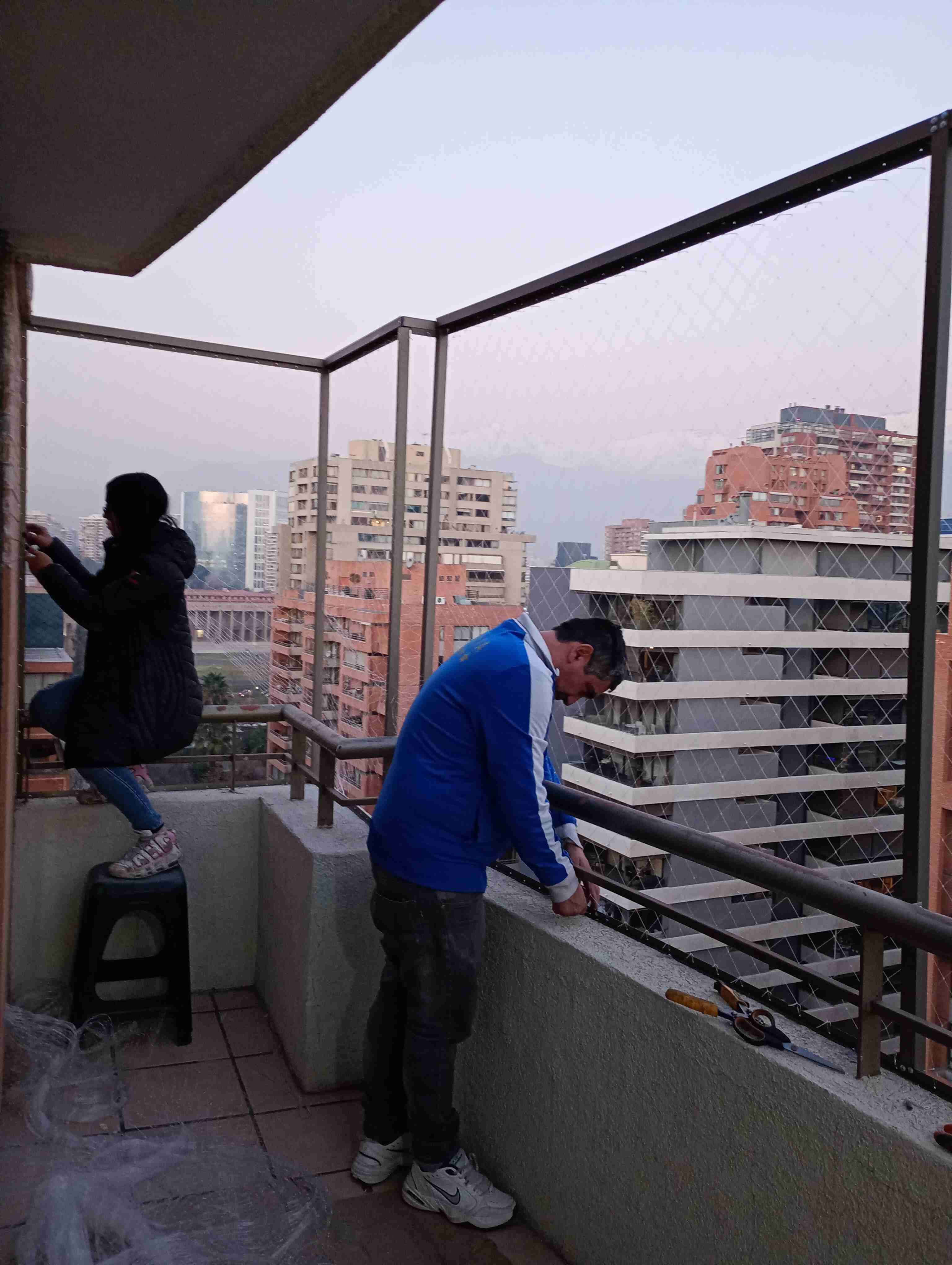 Malla de seguridad y protección para balcon ventes - miniatura 5