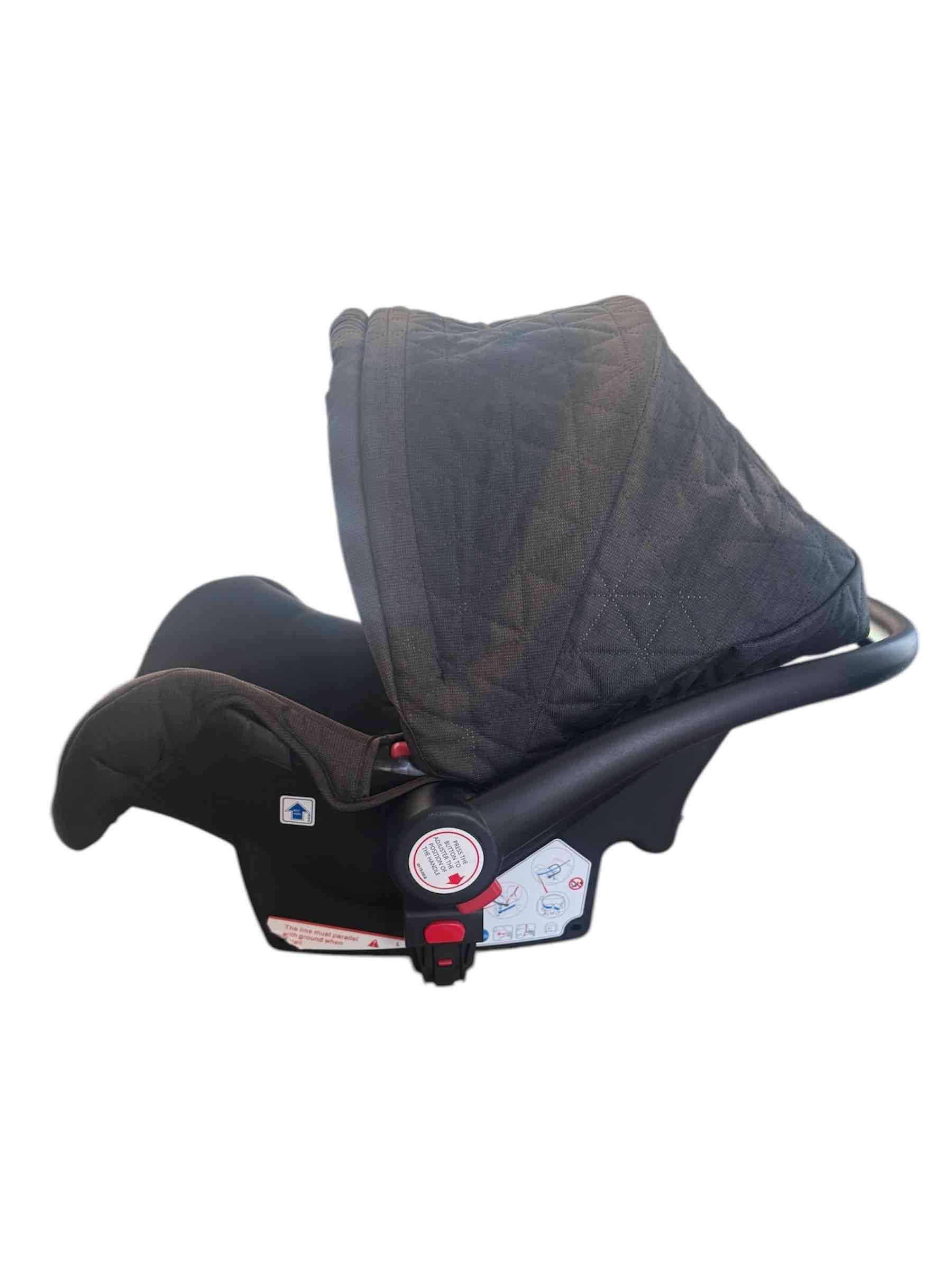 Silla de auto de bebé gris - miniatura 4