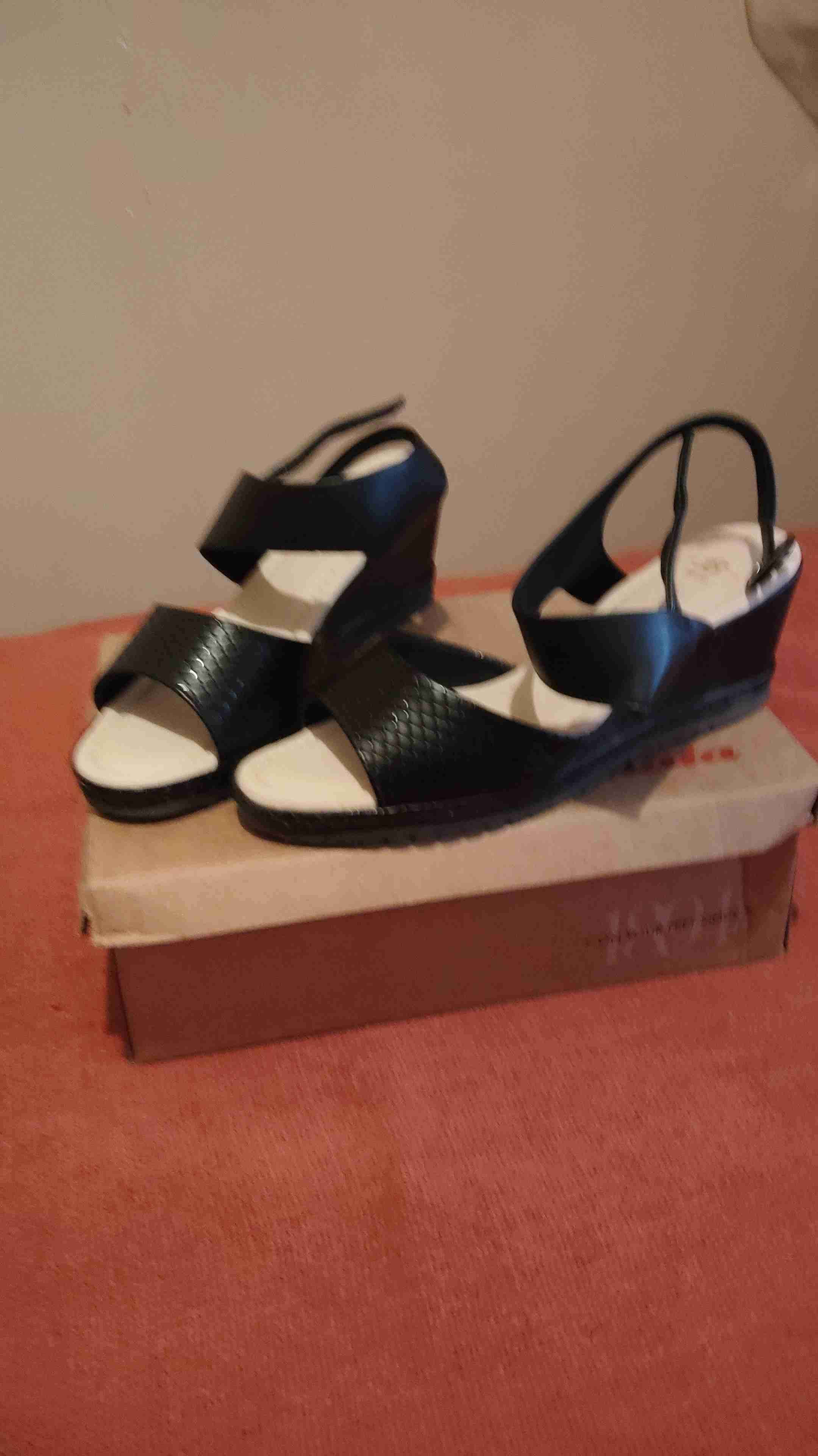 Sandalias negras Via Uno - 2