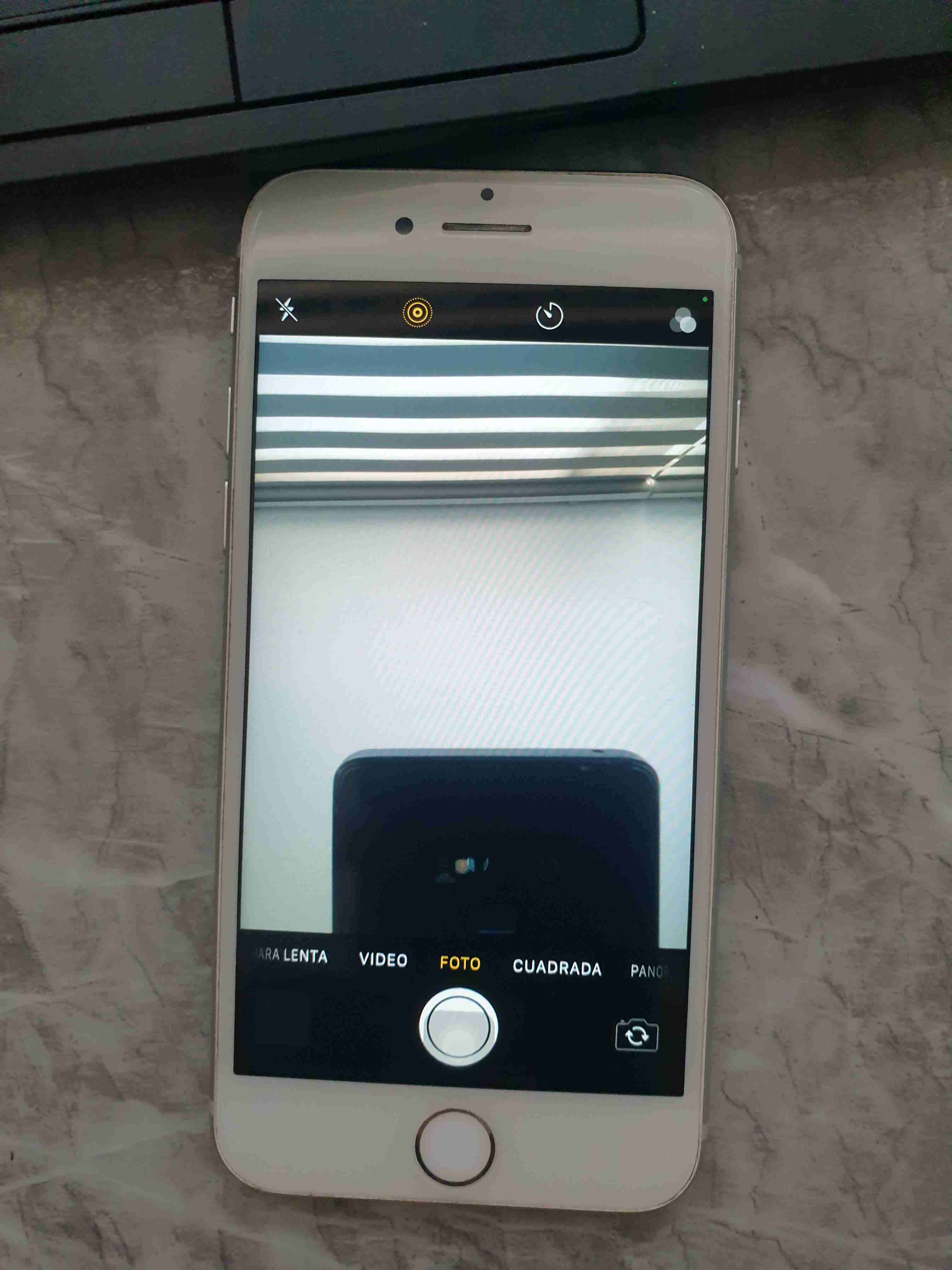 iPhone 8 64gb - miniatura 3