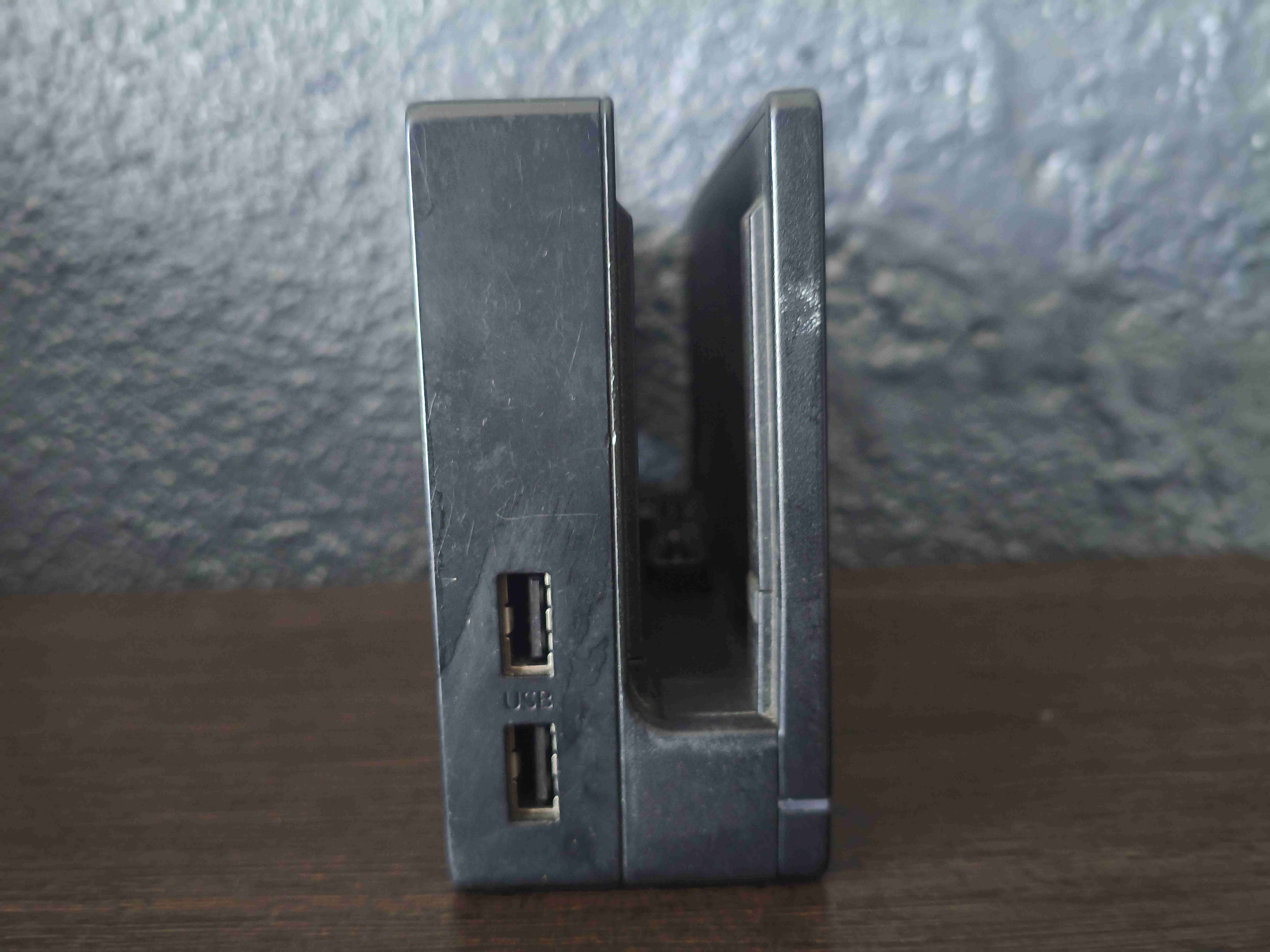 Base Nintendo Switch original - miniatura 3