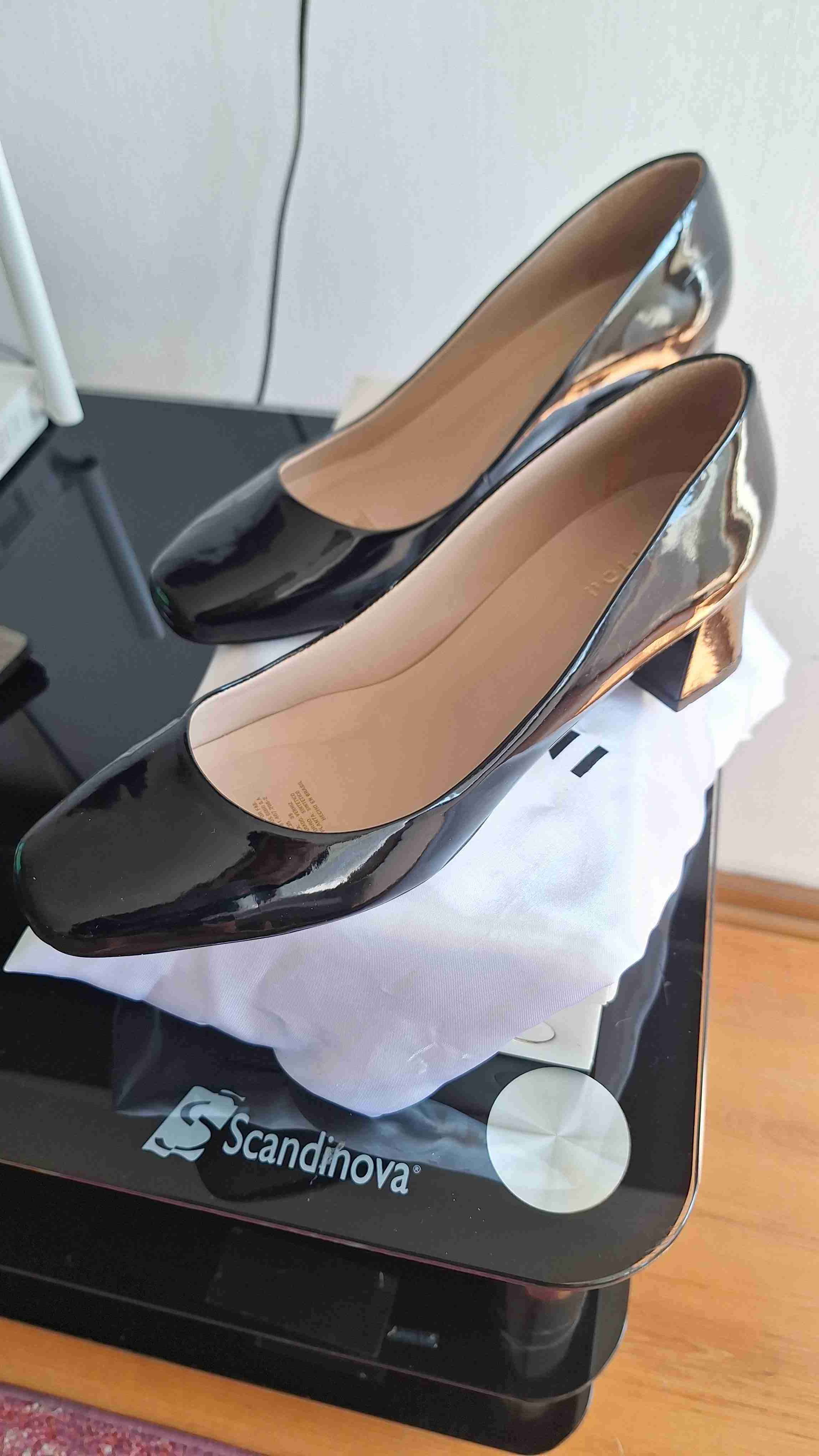 Zapatos de charol negro Pollini - miniatura 4