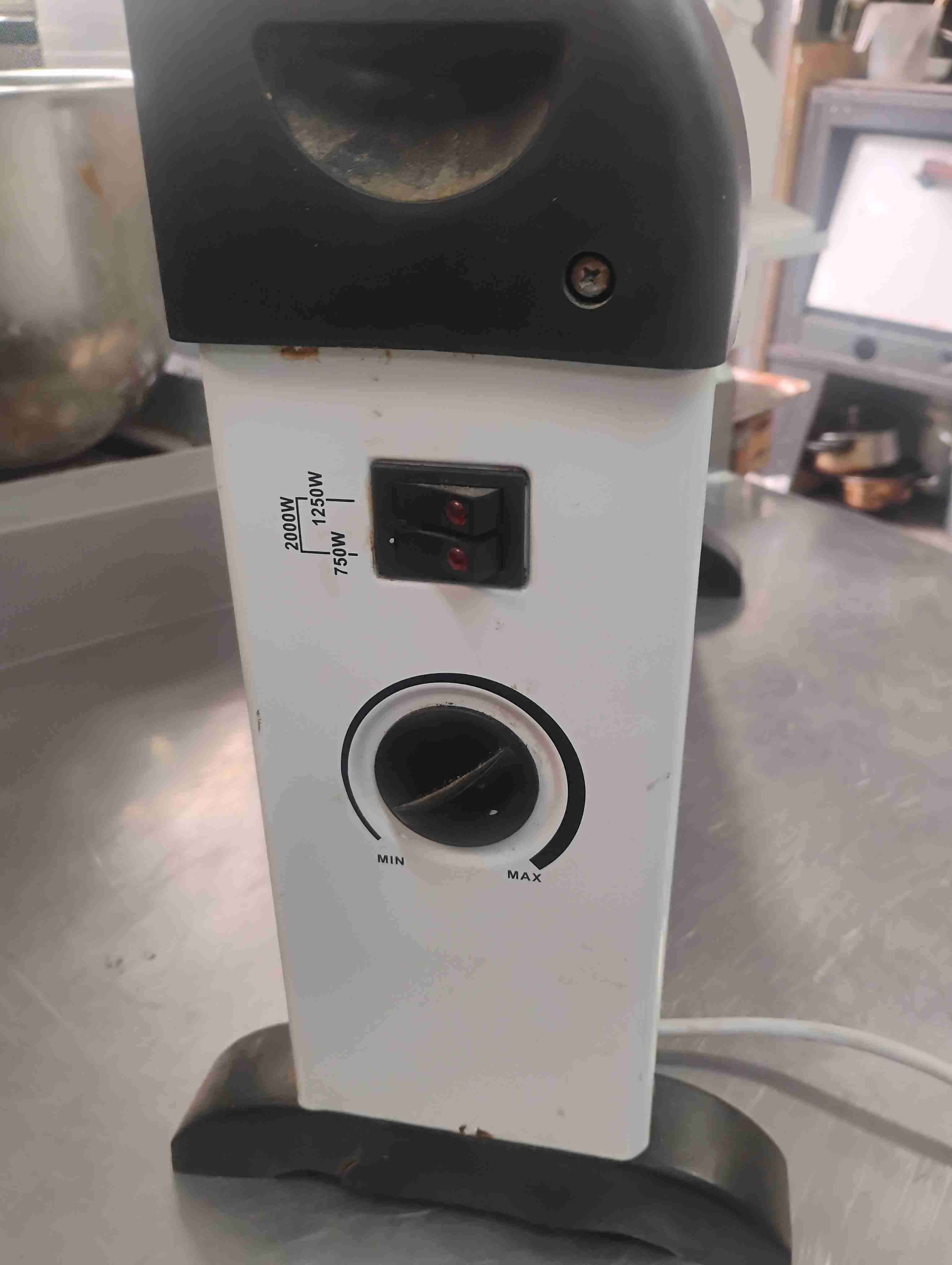 Estufa eléctrica Nex blanca - miniatura 2