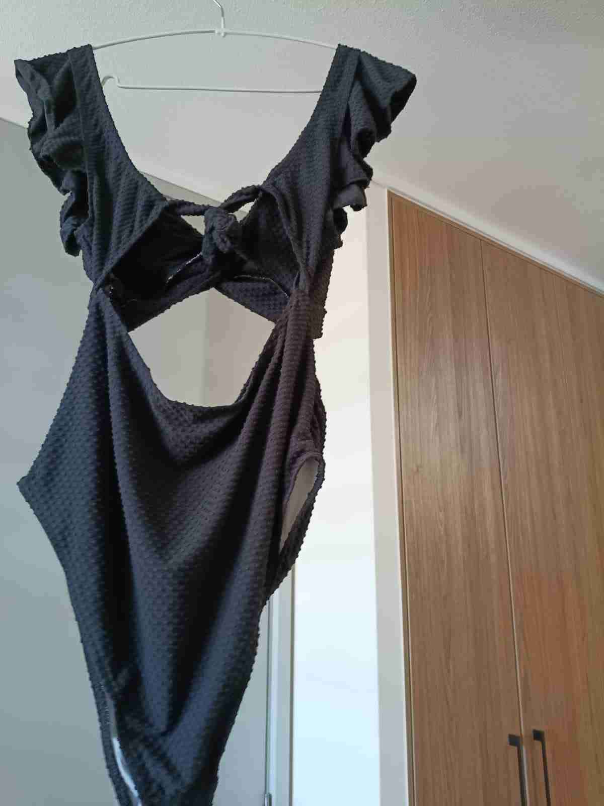 Bañador negro de embarazo con cut-out - miniatura 2