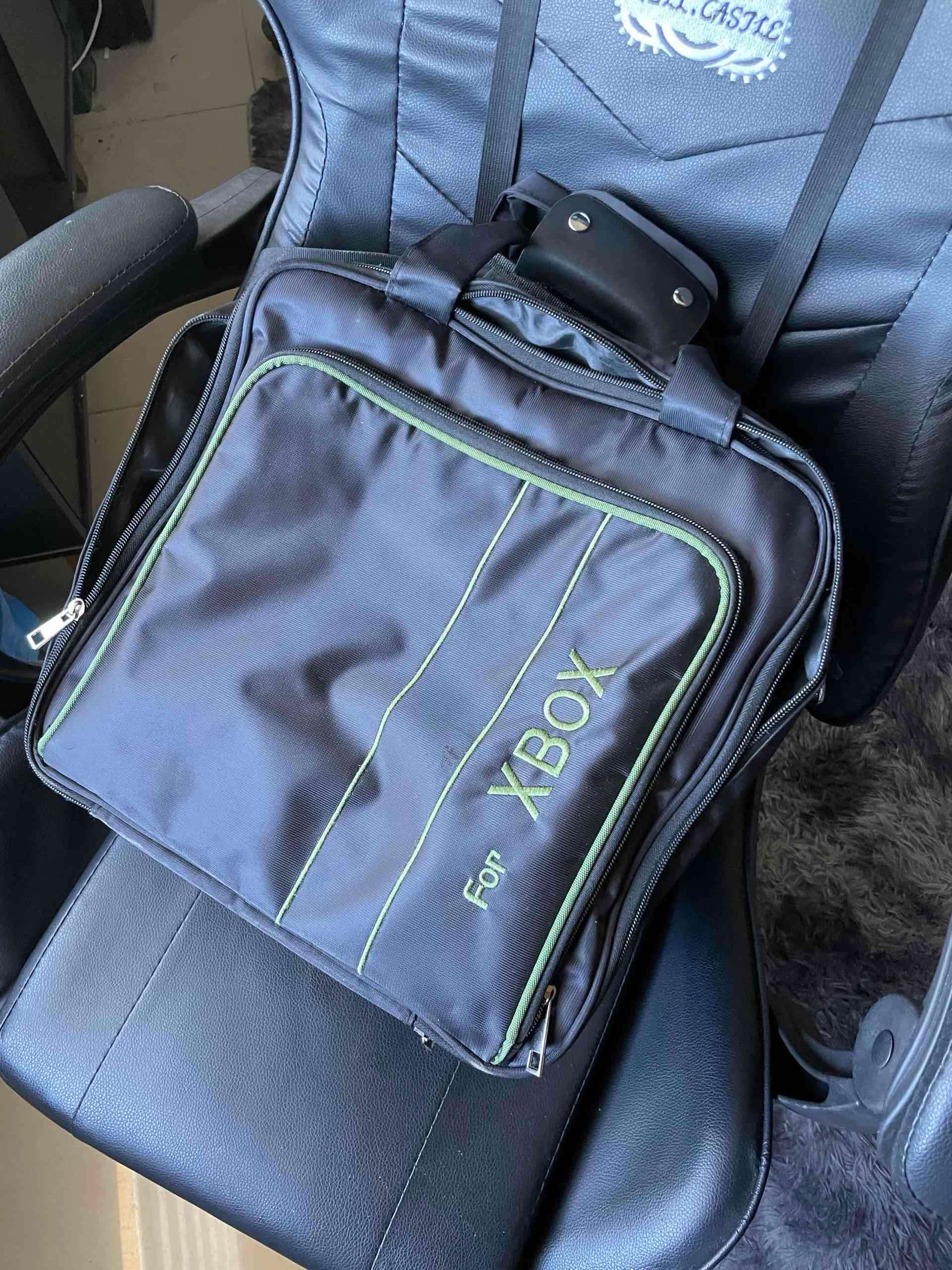 Consola Xbox Series X con mando rojo - miniatura 5