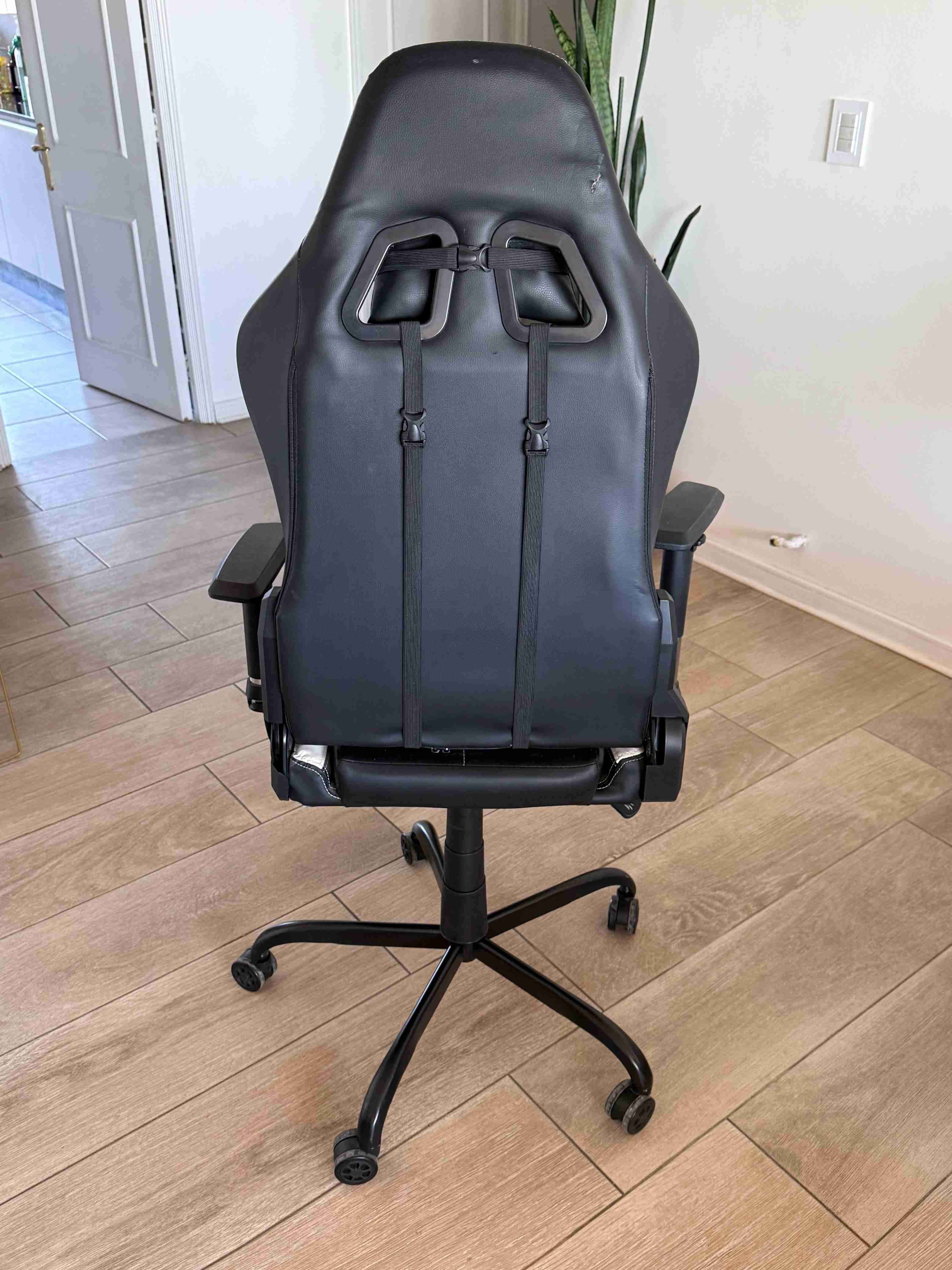 Silla gamer FVT X blanca y negra - miniatura 3