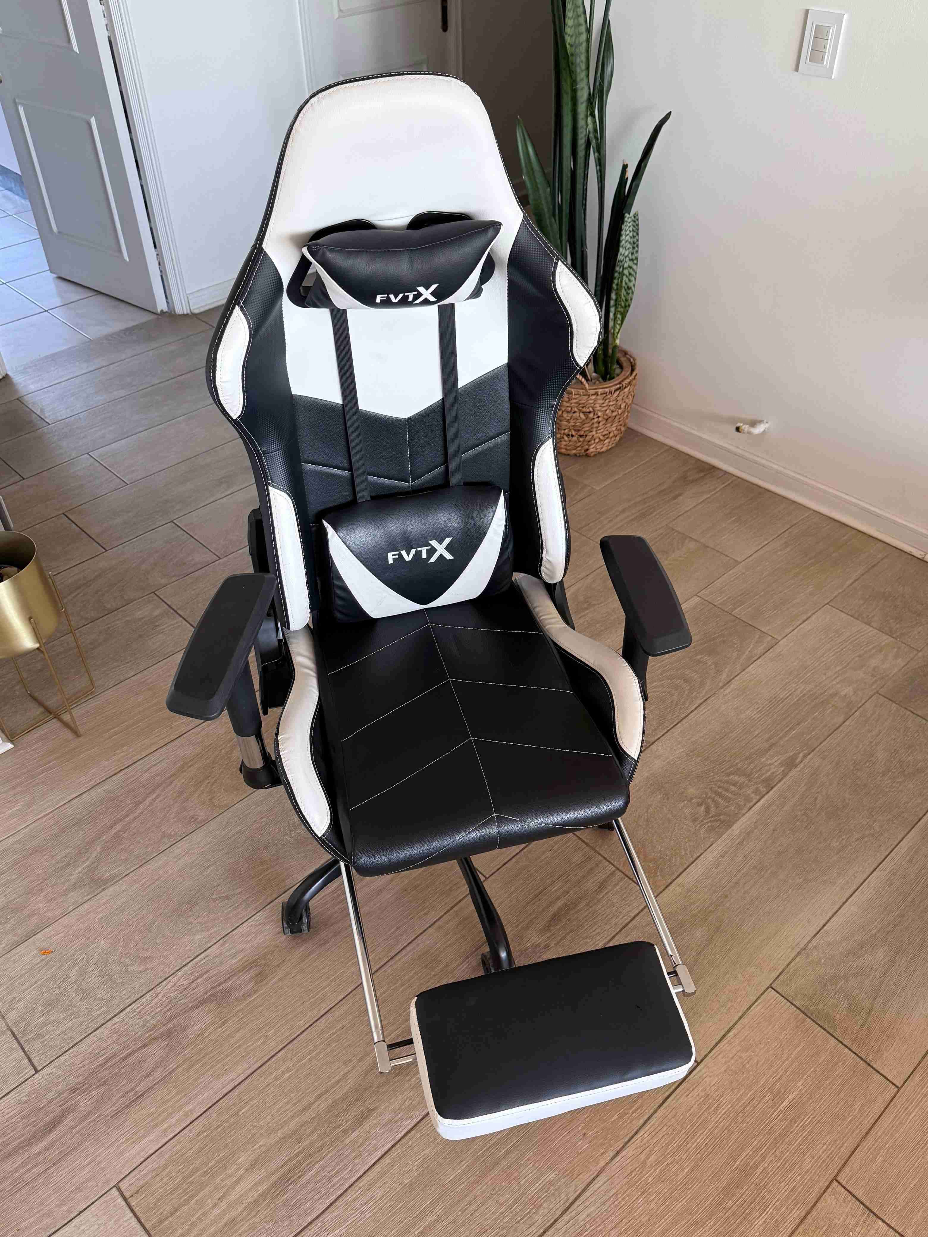 Silla gamer FVT X blanca y negra - miniatura 5