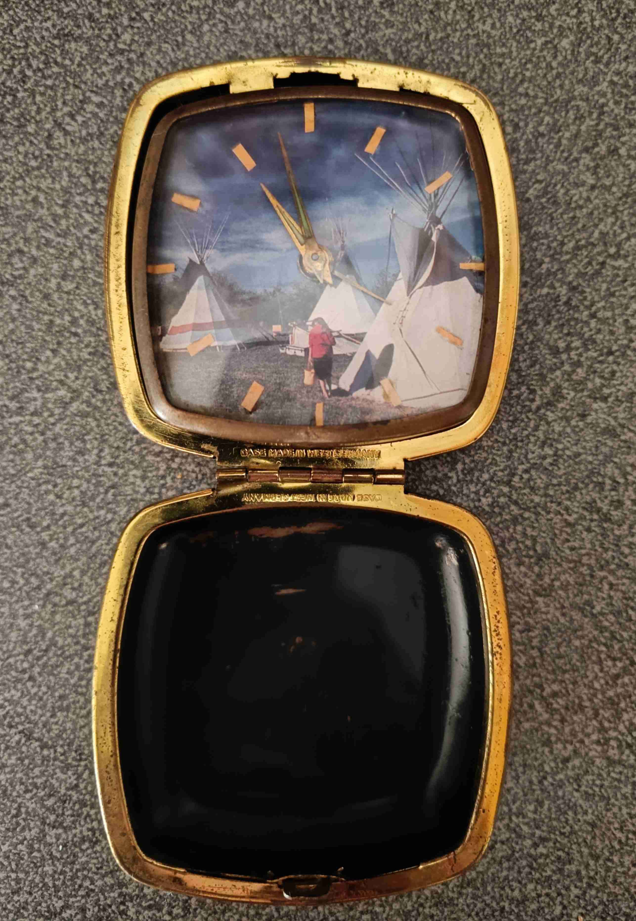 Reloj retro de viaje - miniatura 6