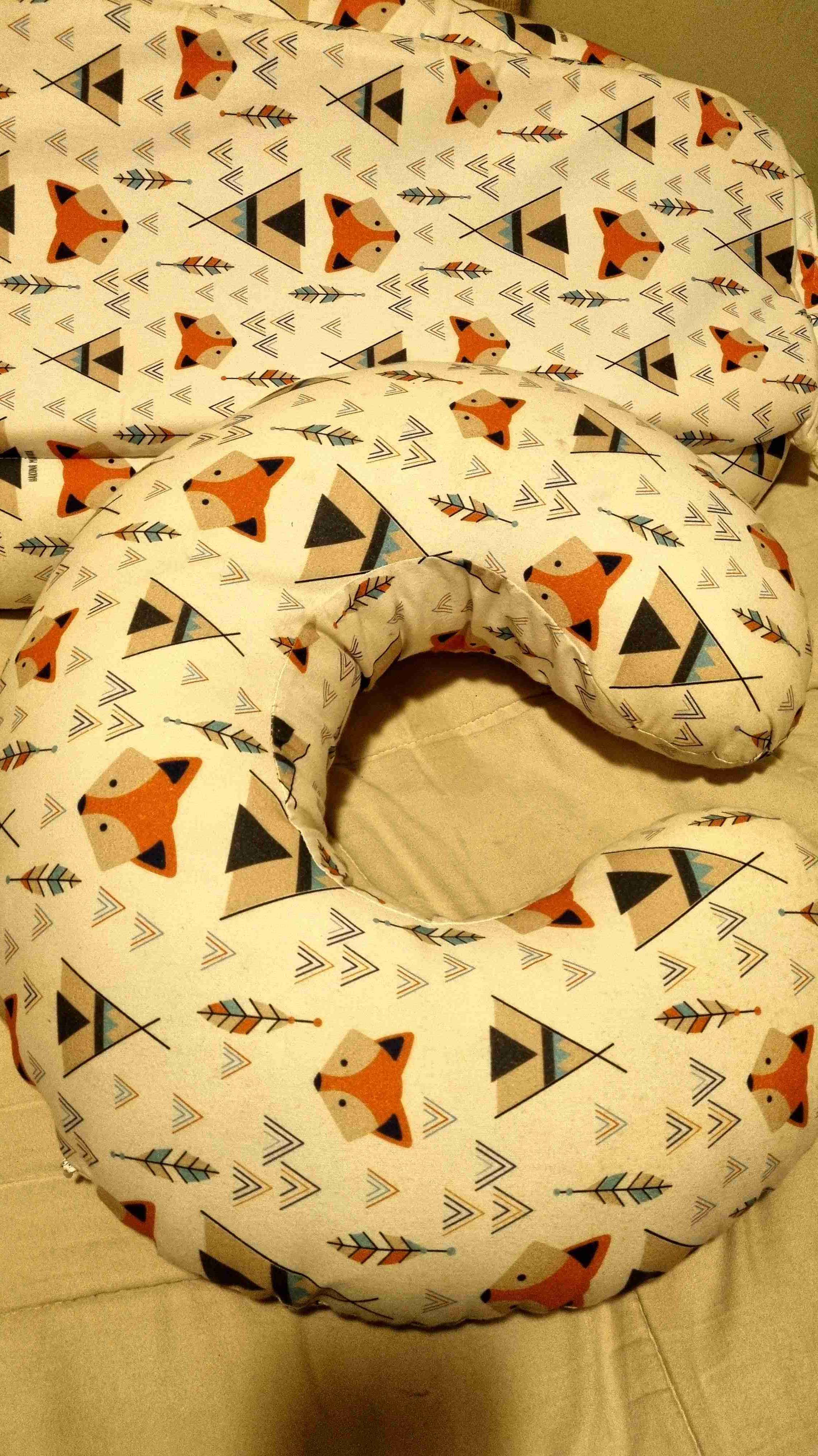 Cojín de lactancia y moises - 3