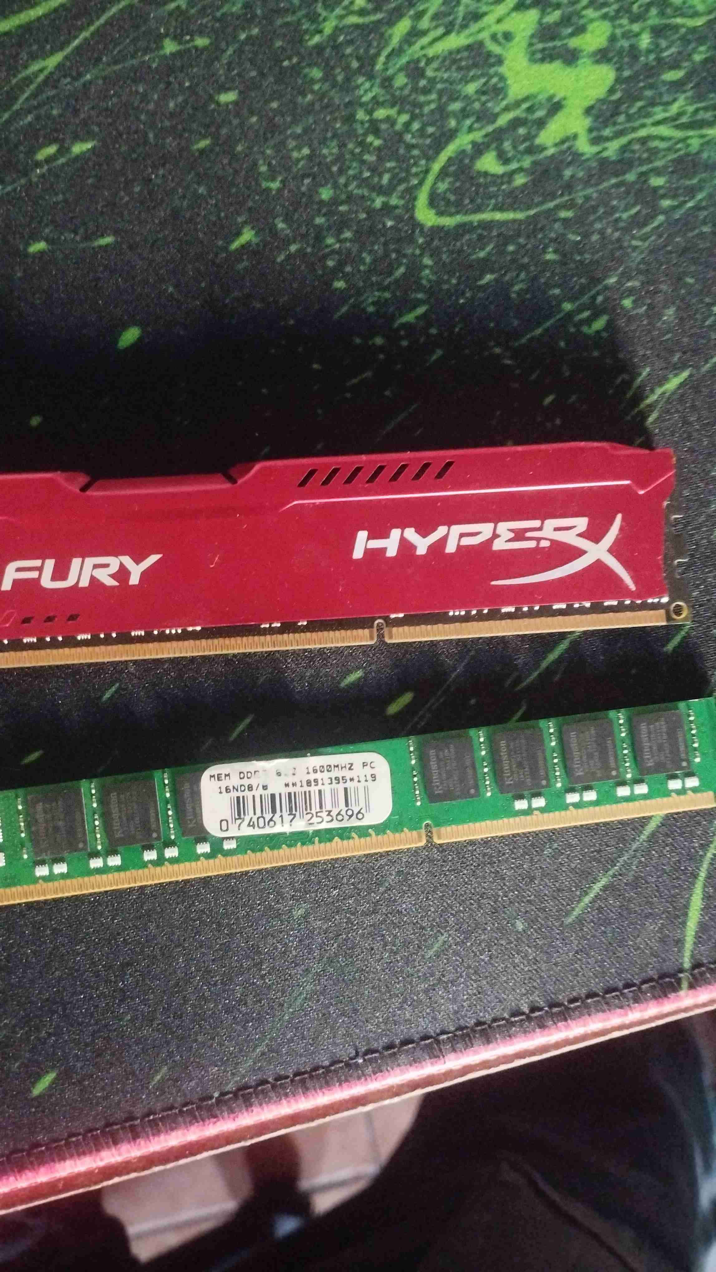 Memoria RAM Kingston y HyperX 16GB (2X8) - miniatura 2