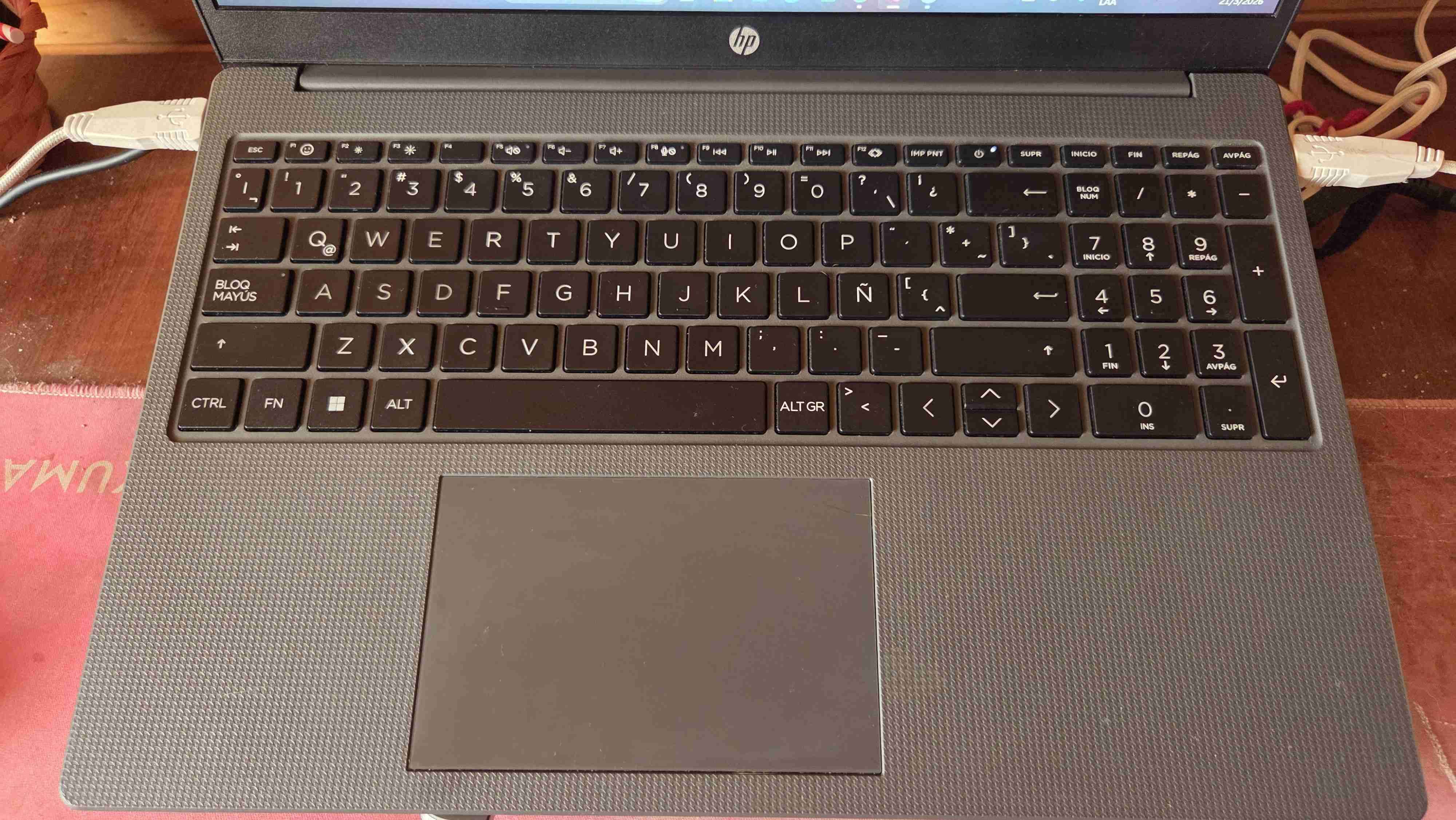 Notebook HP 255 G10 | Ryzen 5 7530U | 8GB RAM - miniatura 2