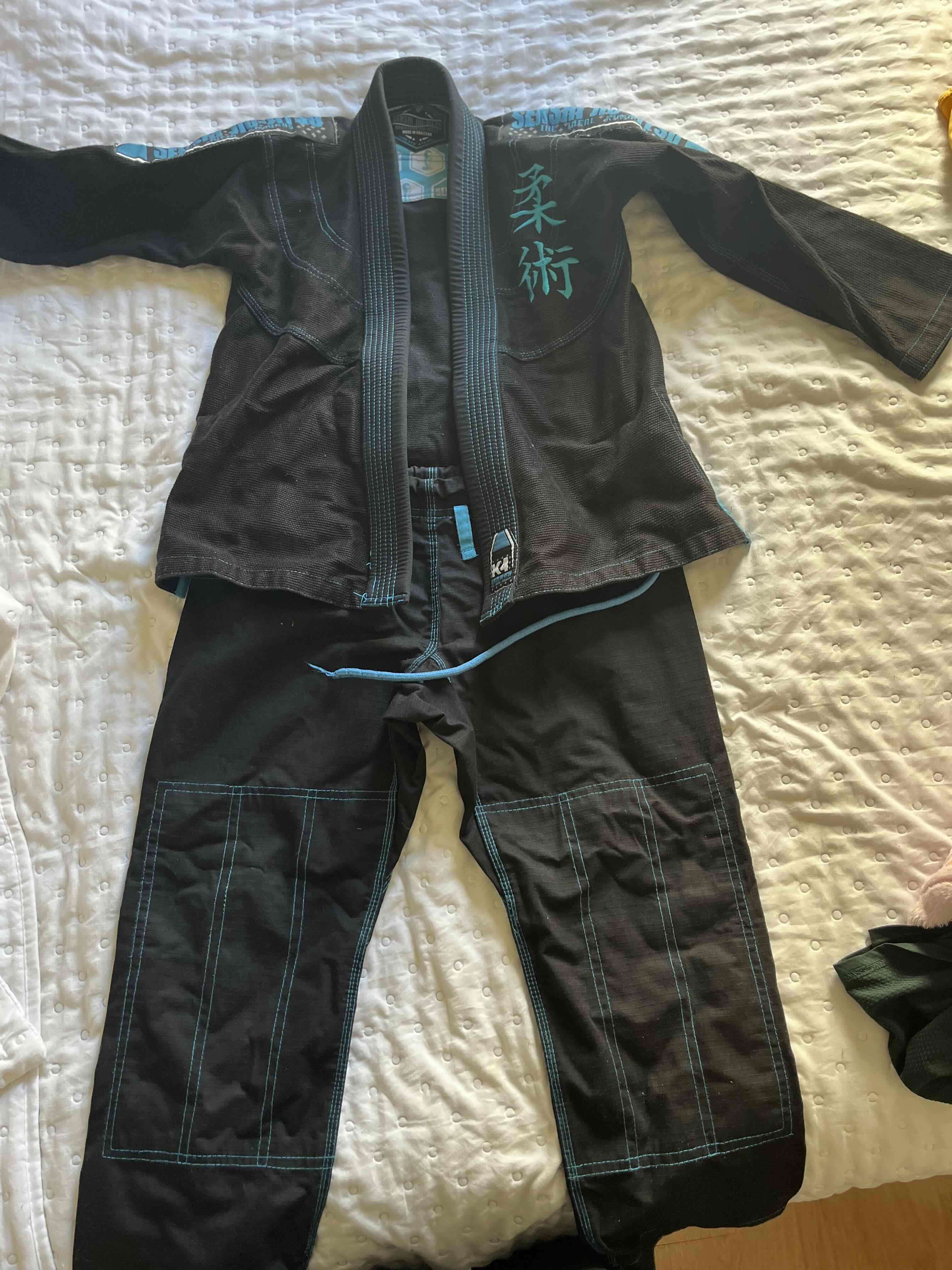 GI o kimono de jiu-jitsu negro Senshi - miniatura 5