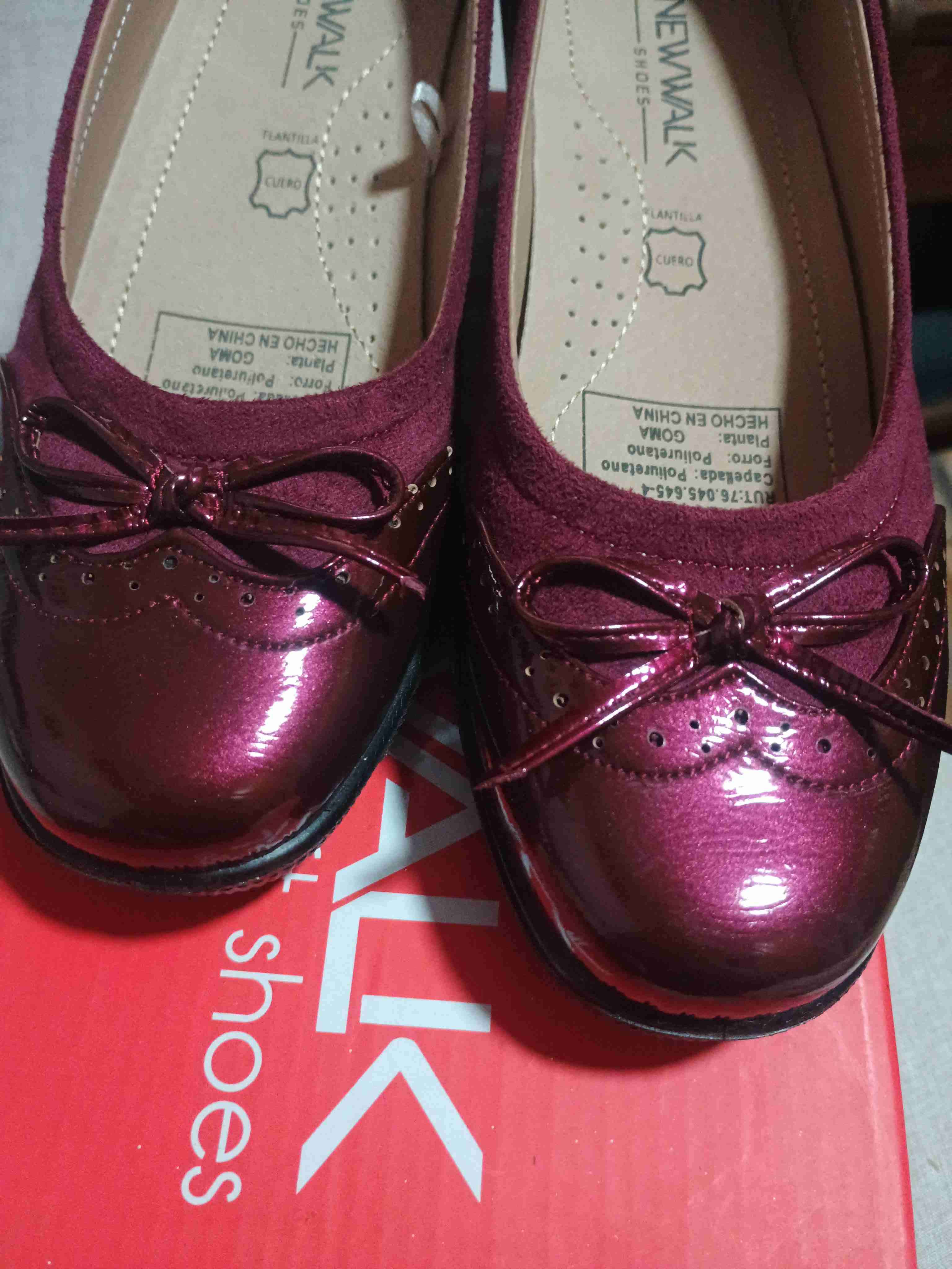 Zapatos planos burdeos New Walk