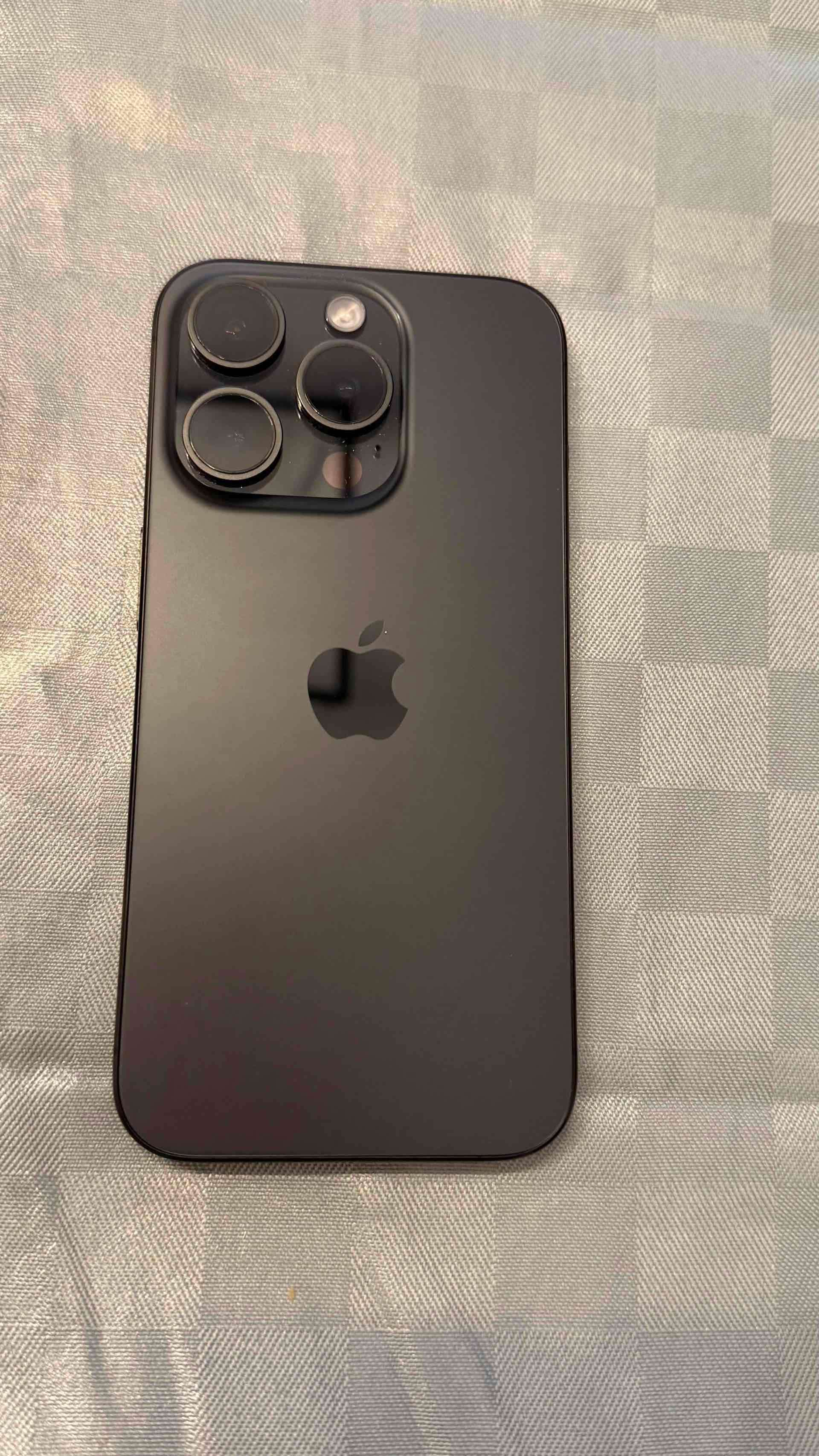 iPhone 15 pro - miniatura 2