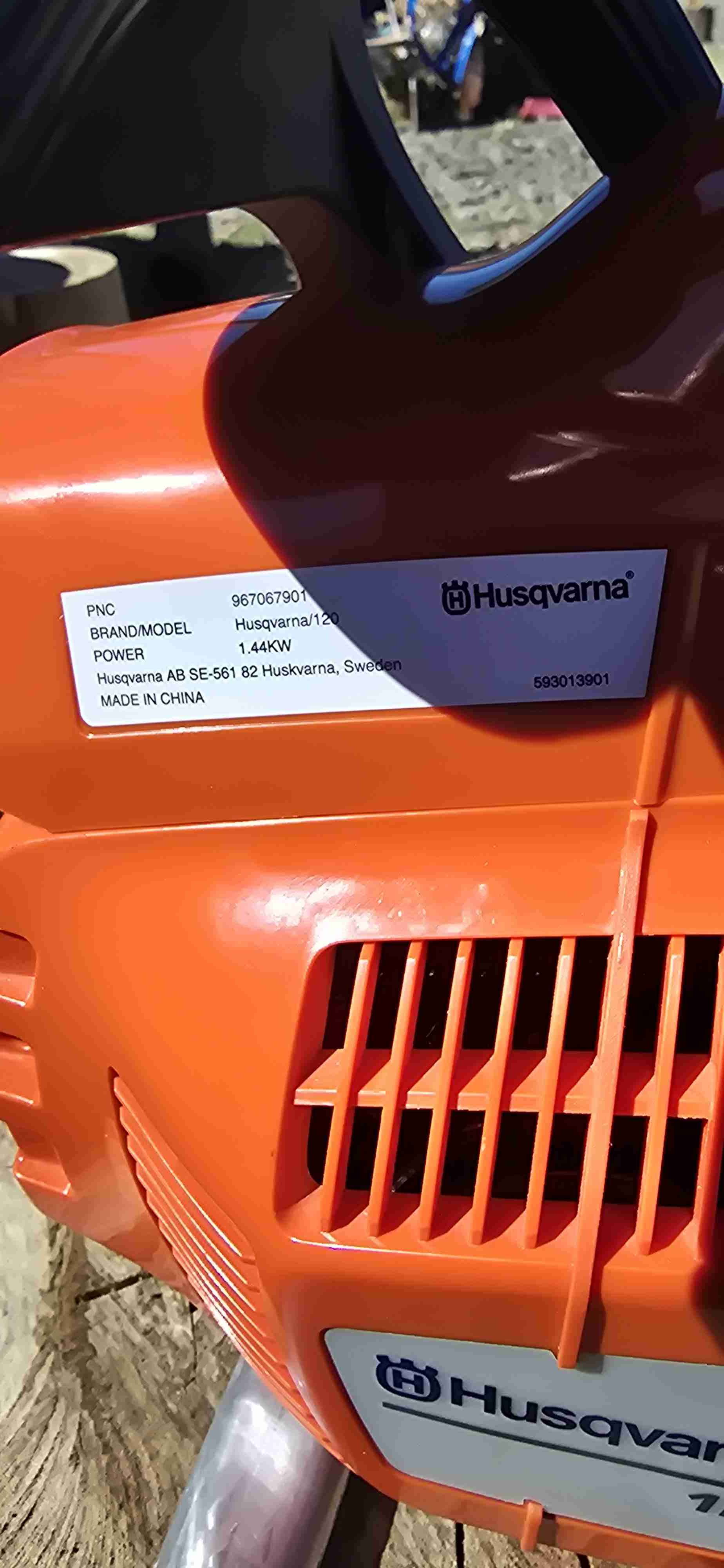 Motosierra Husqvarna 120 - miniatura 3