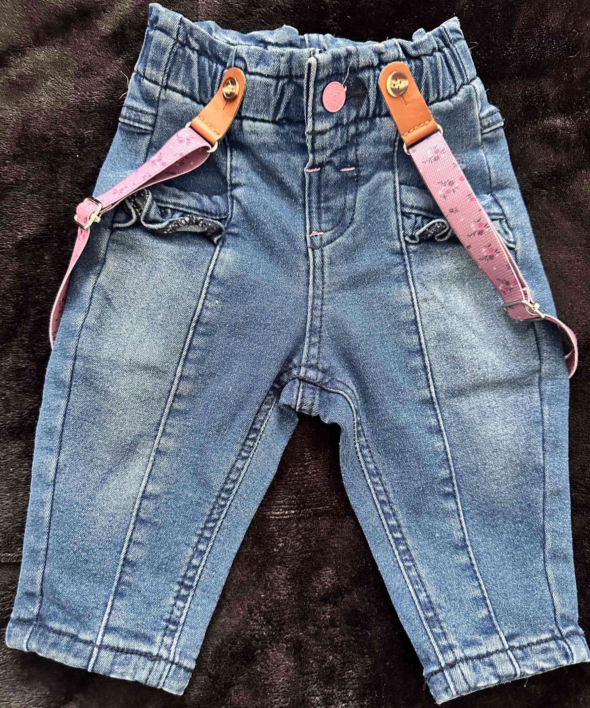 Pantalón de mezclilla con tirantes 3 meses