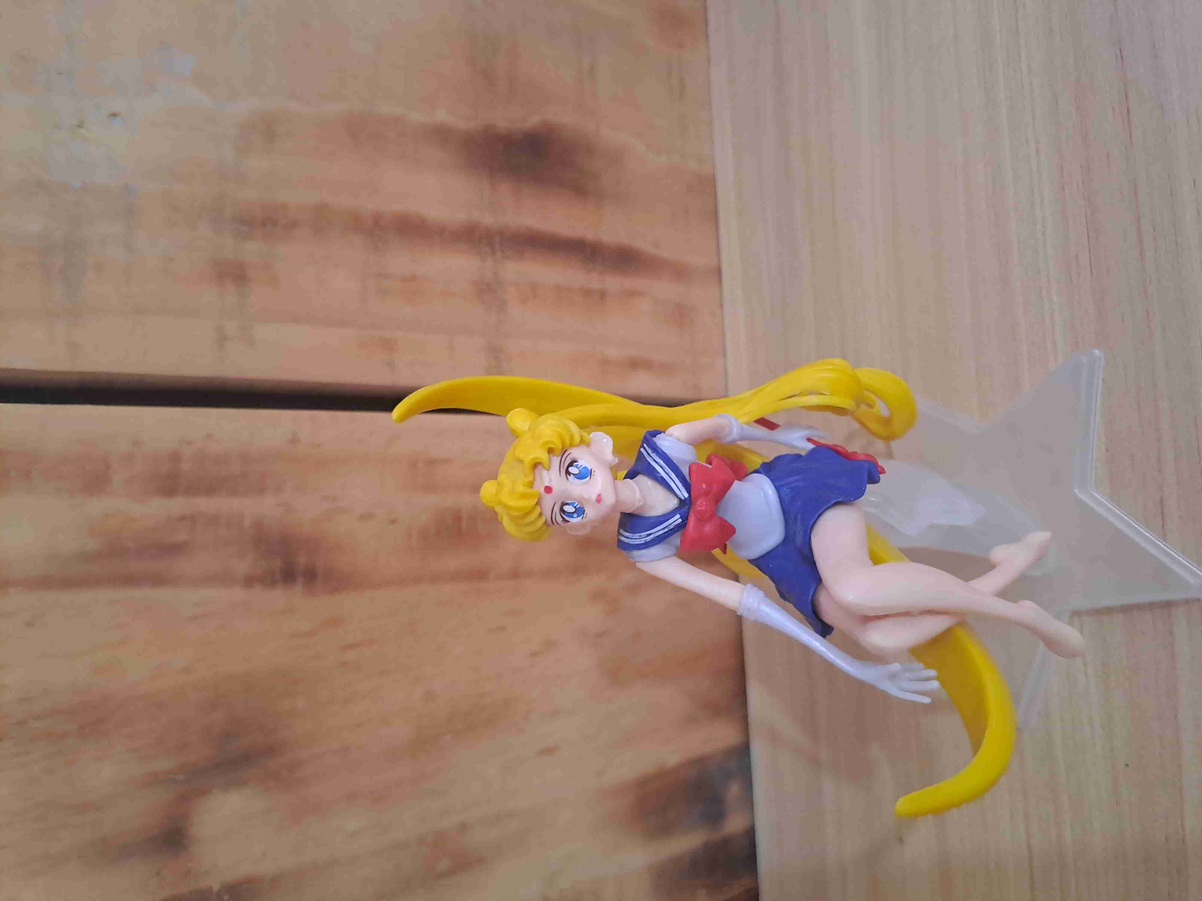 Figura Sailor Moon en luna - miniatura 6