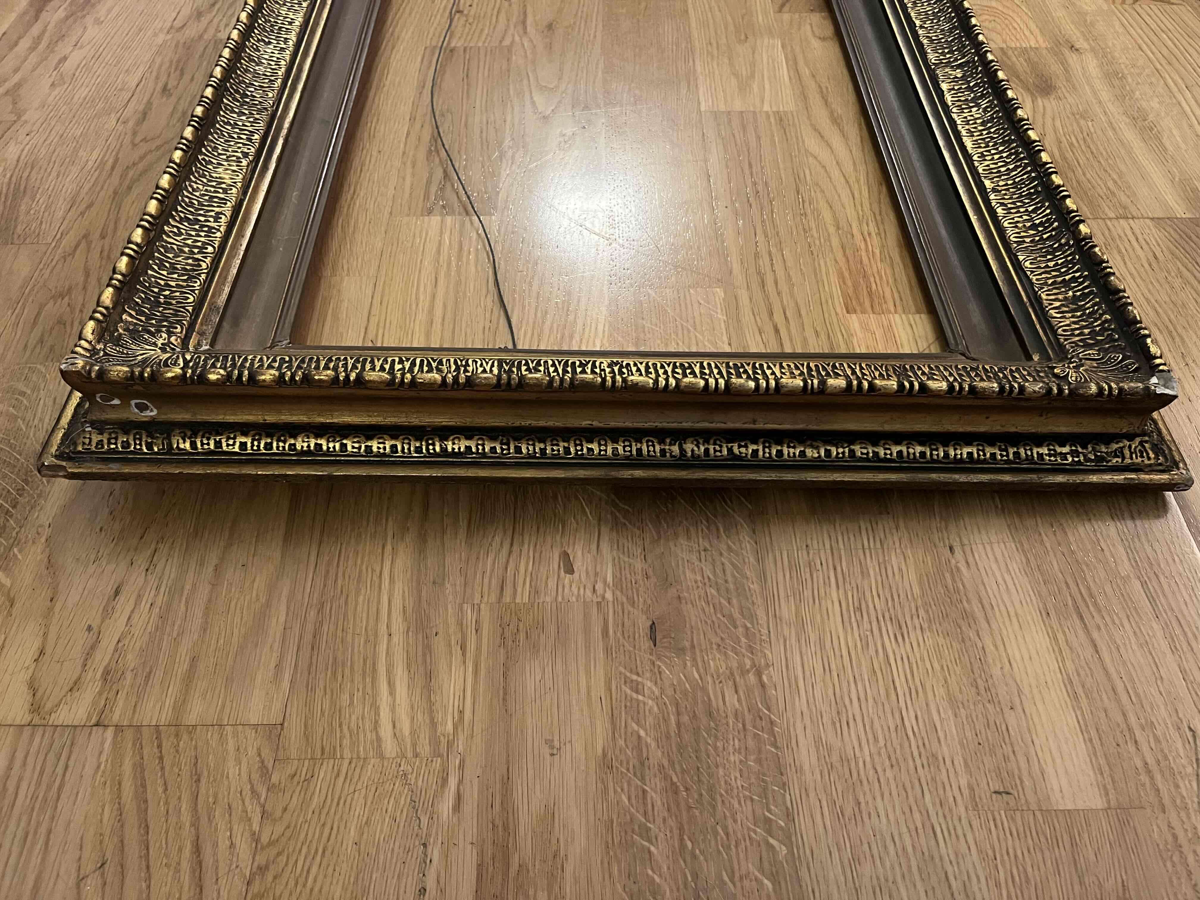 Marco antiguo dorado - miniatura 3