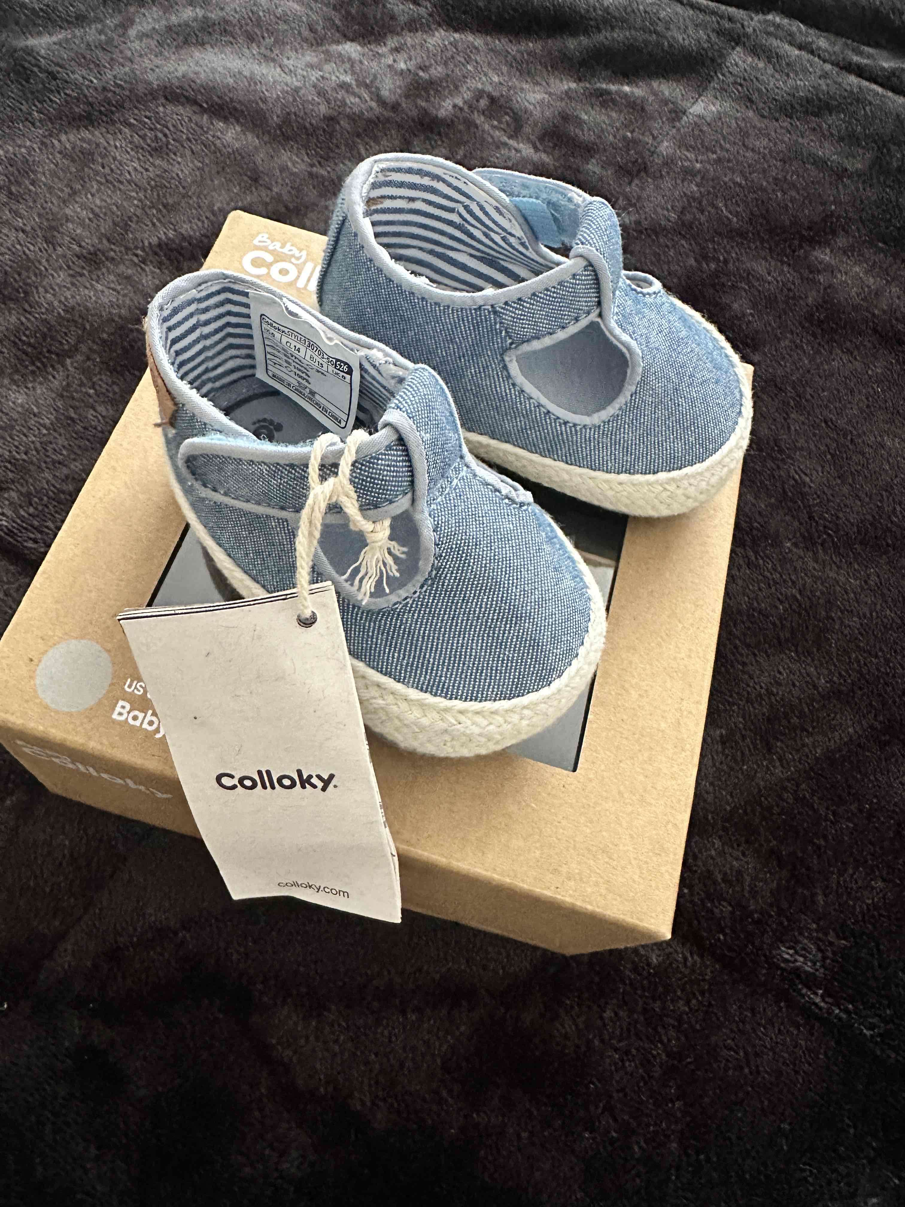 Zapatos de bebé Colloky celestes