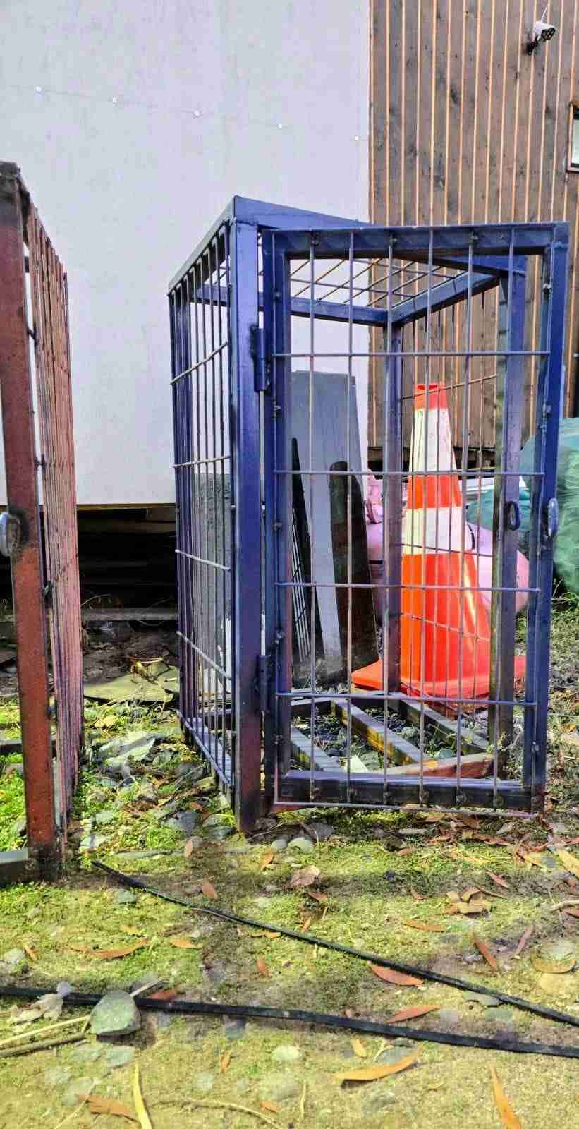 Jaula metálica para cilindros de gas 15kg