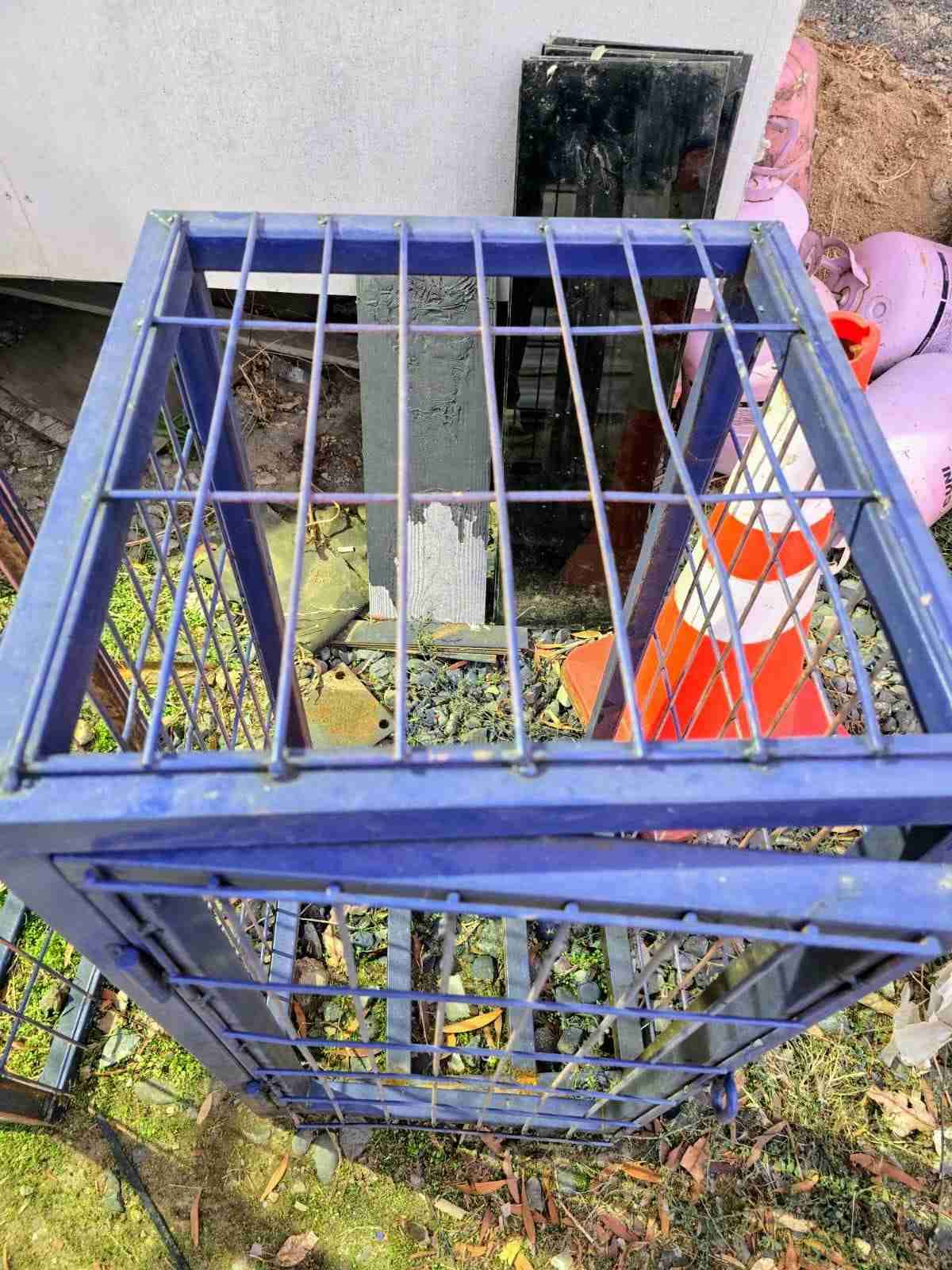 Jaula metálica para cilindros de gas 15kg - miniatura 5