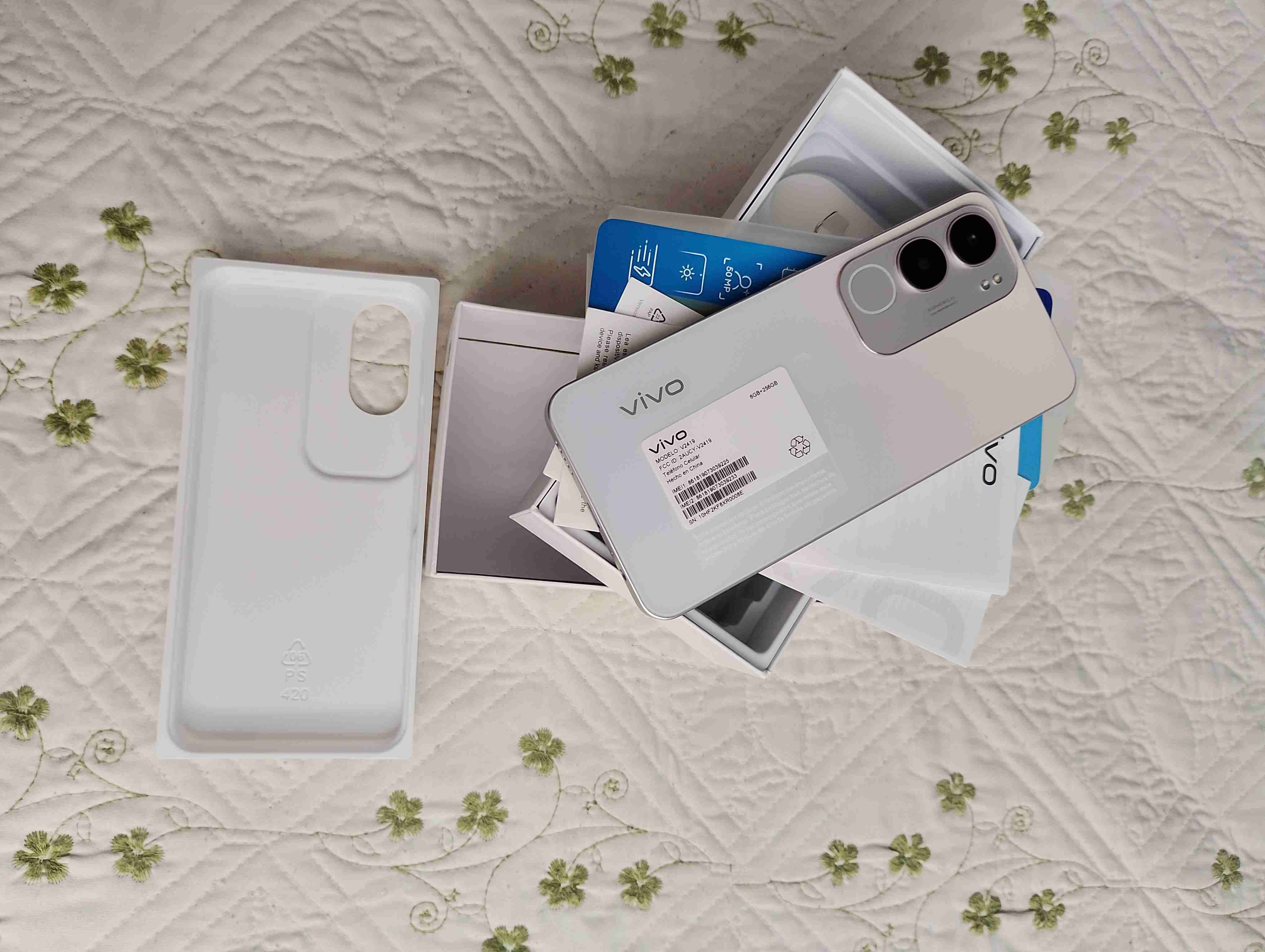 Smartphone Vivo en caja original - miniatura 5