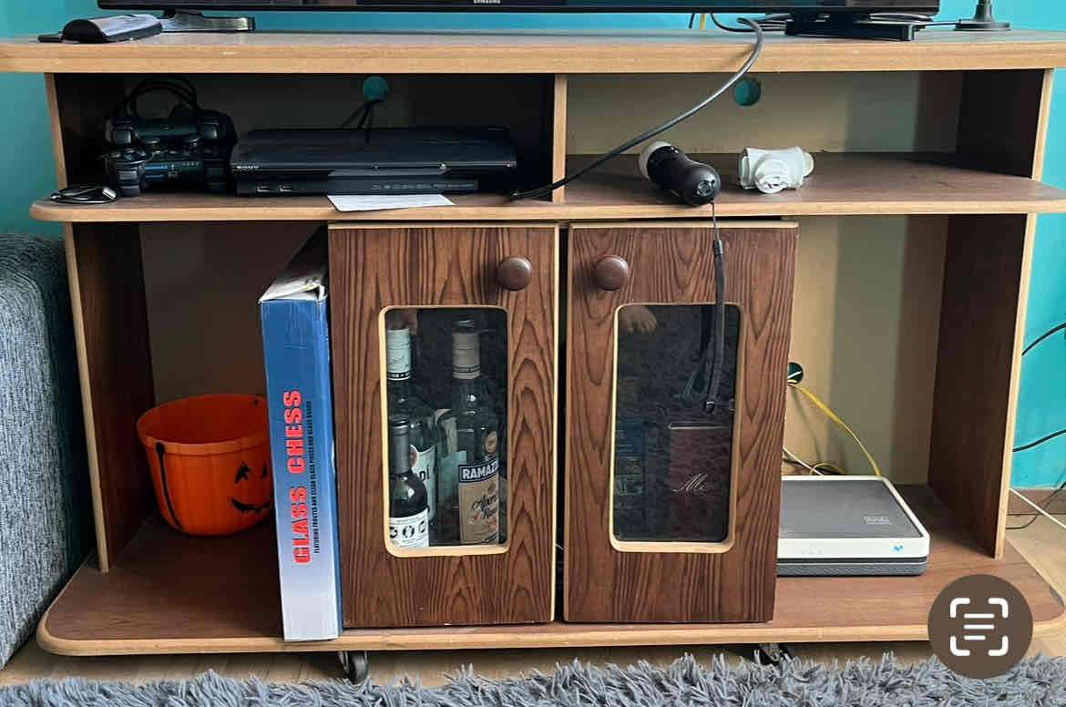 Mueble de TV en madera