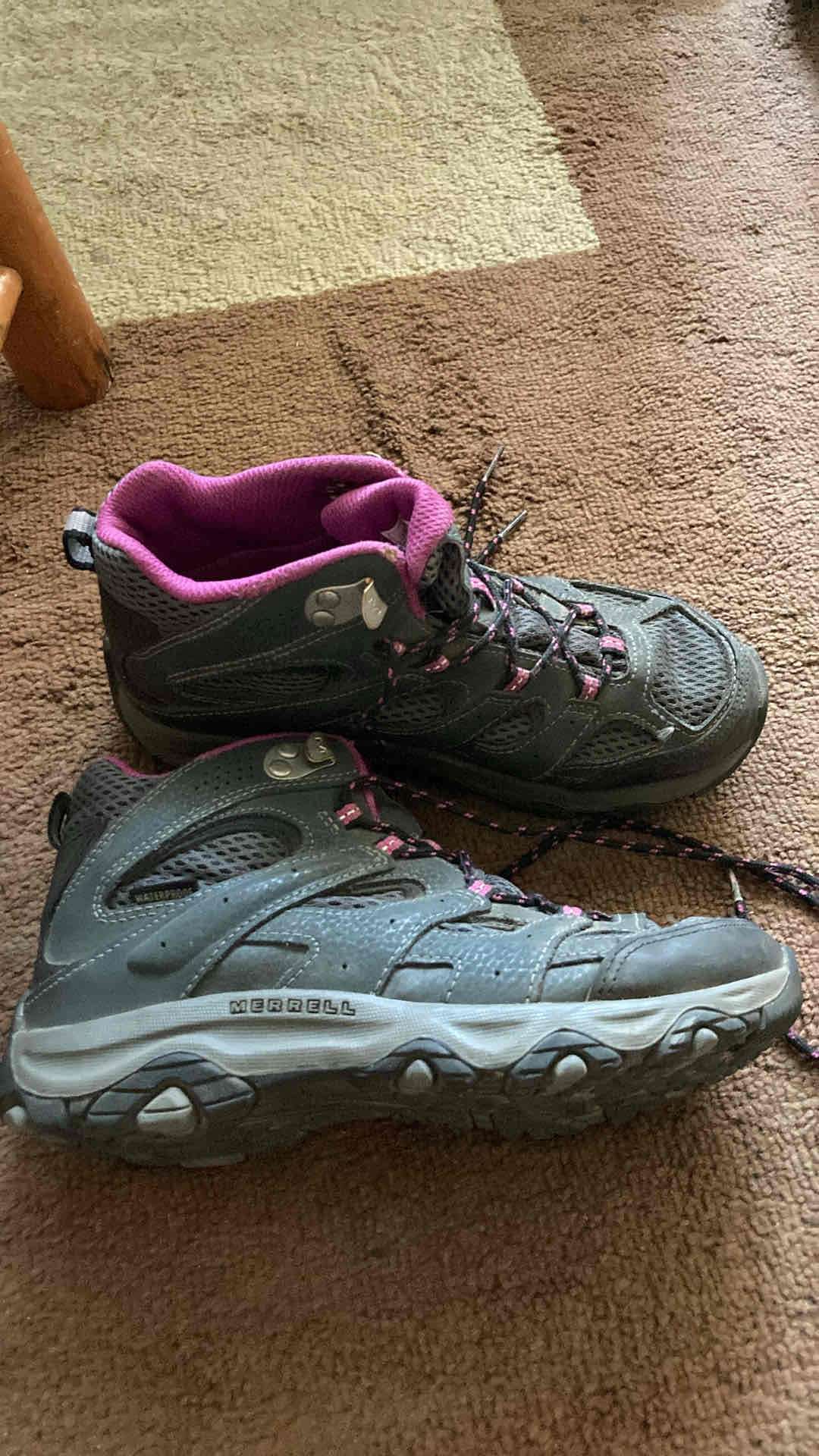 Zapatillas Merrel trekking niña  gris y morado - miniatura 2