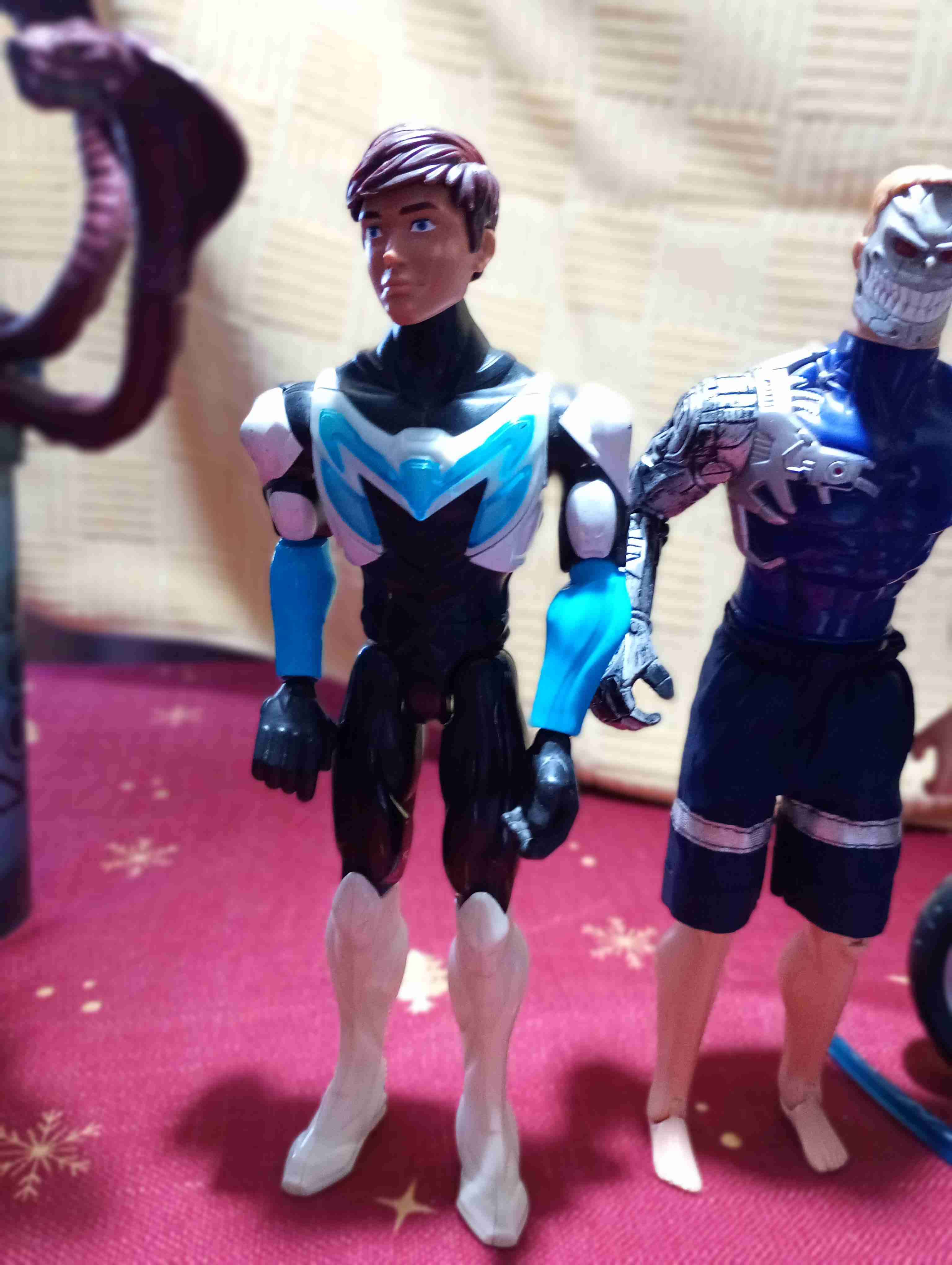 Figuras de acción variadas - miniatura 6