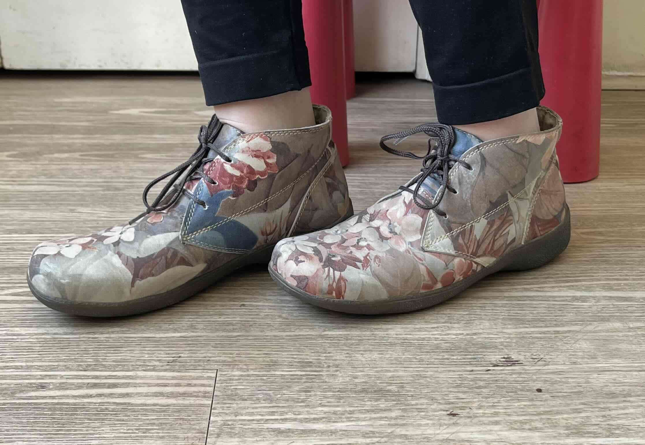 Zapatos de cuero florales - miniatura 6