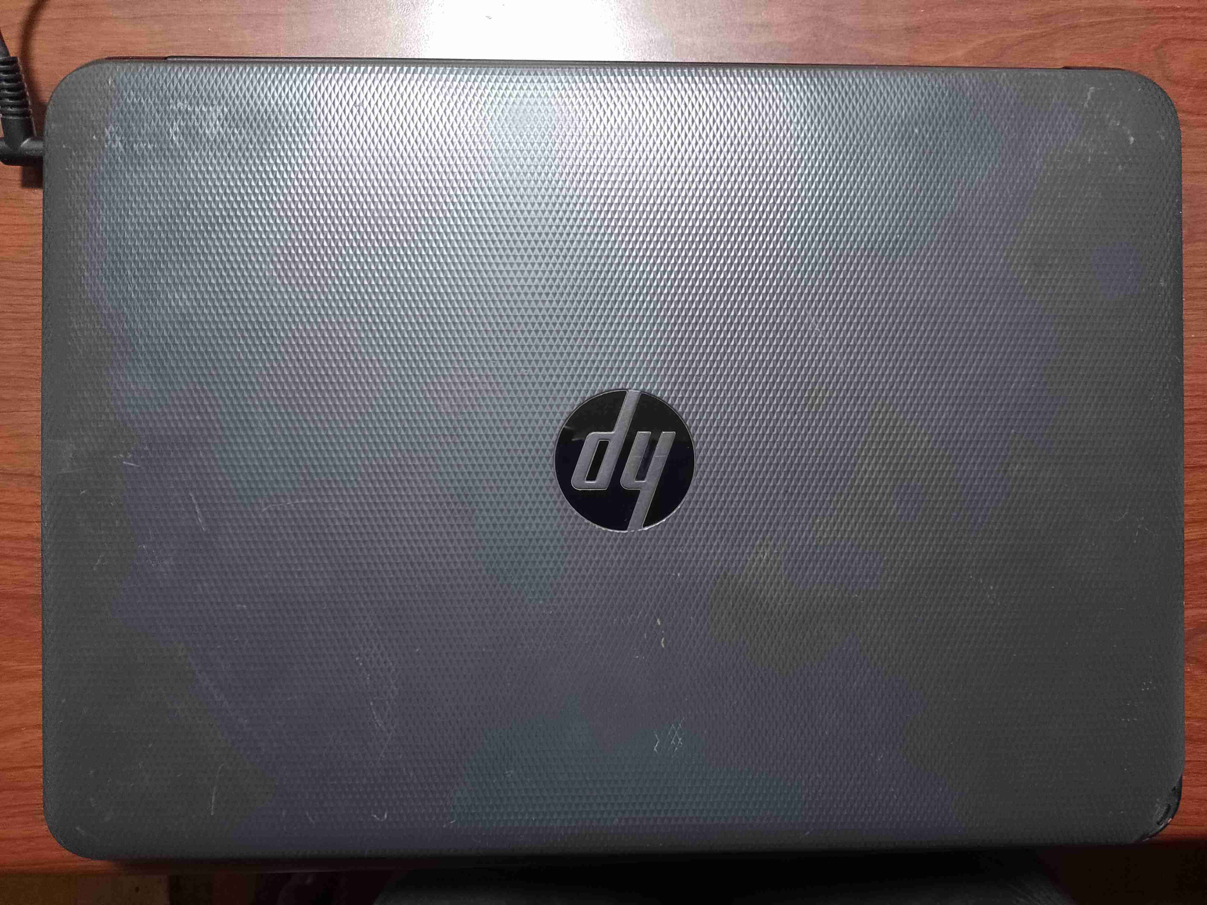 Notebook HP 245 15.6'' con AMD - miniatura 3
