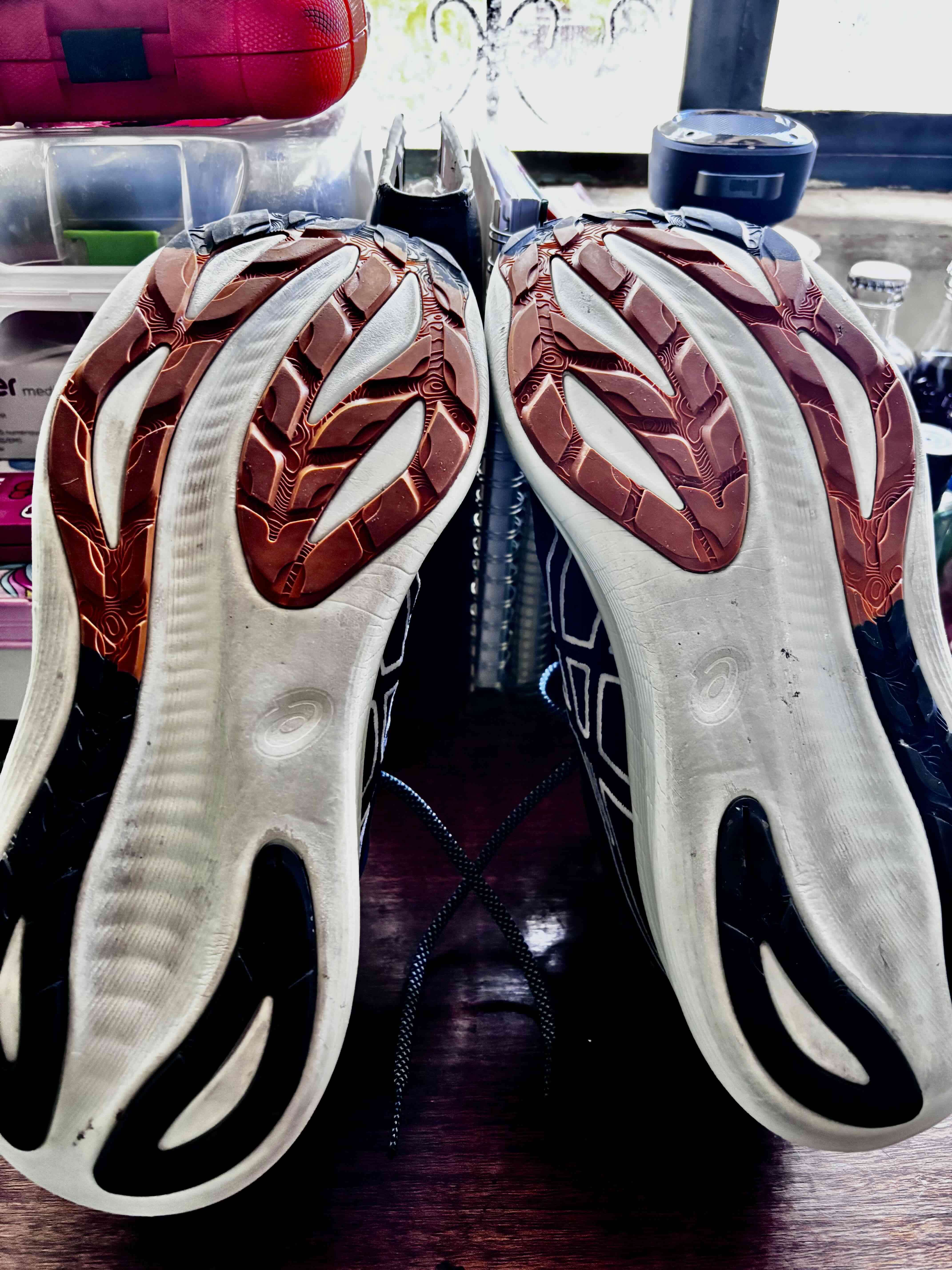 Zapatillas  azul Asics nimbus 27 - miniatura 5