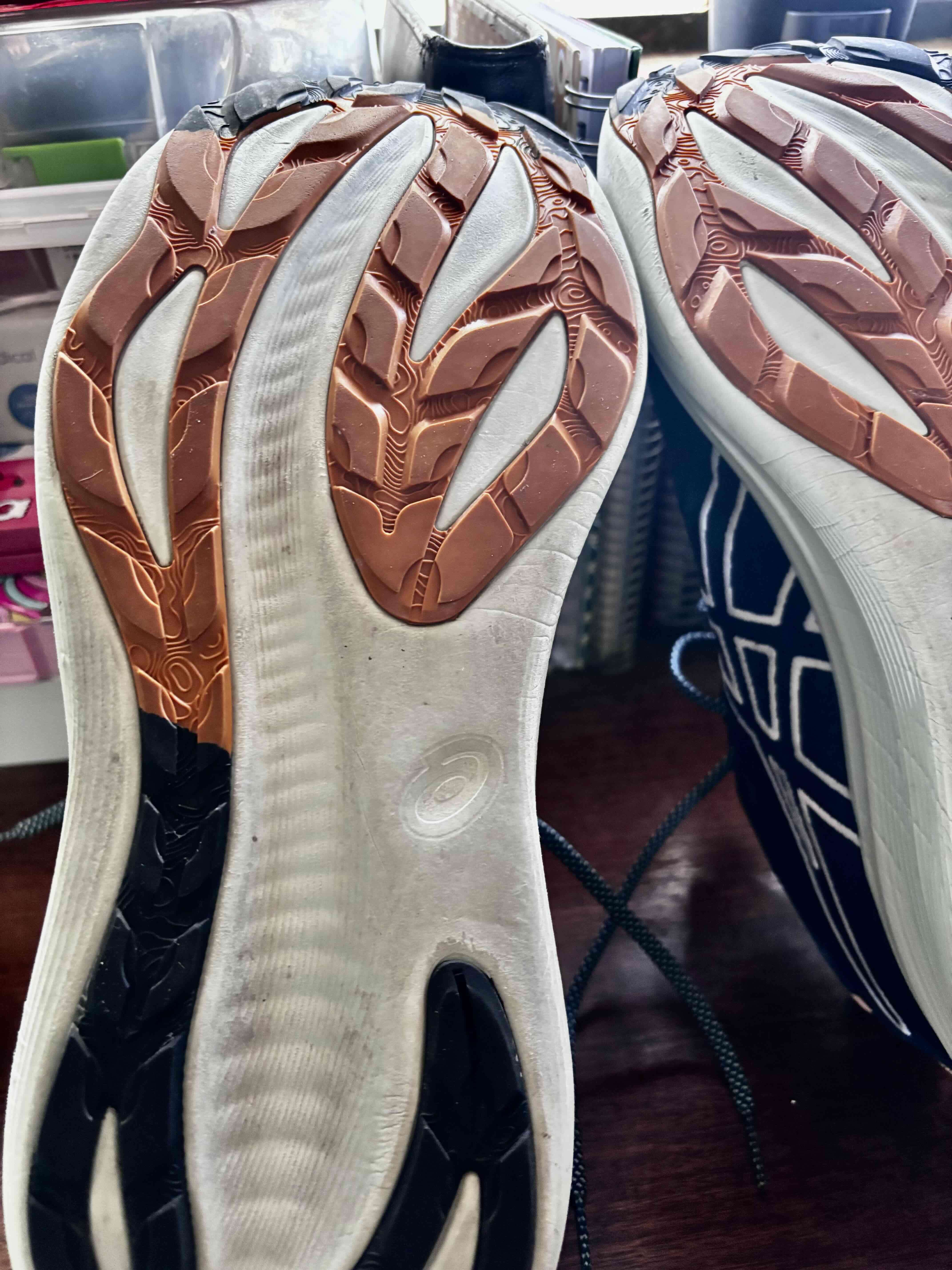 Zapatillas  azul Asics nimbus 27 - miniatura 6