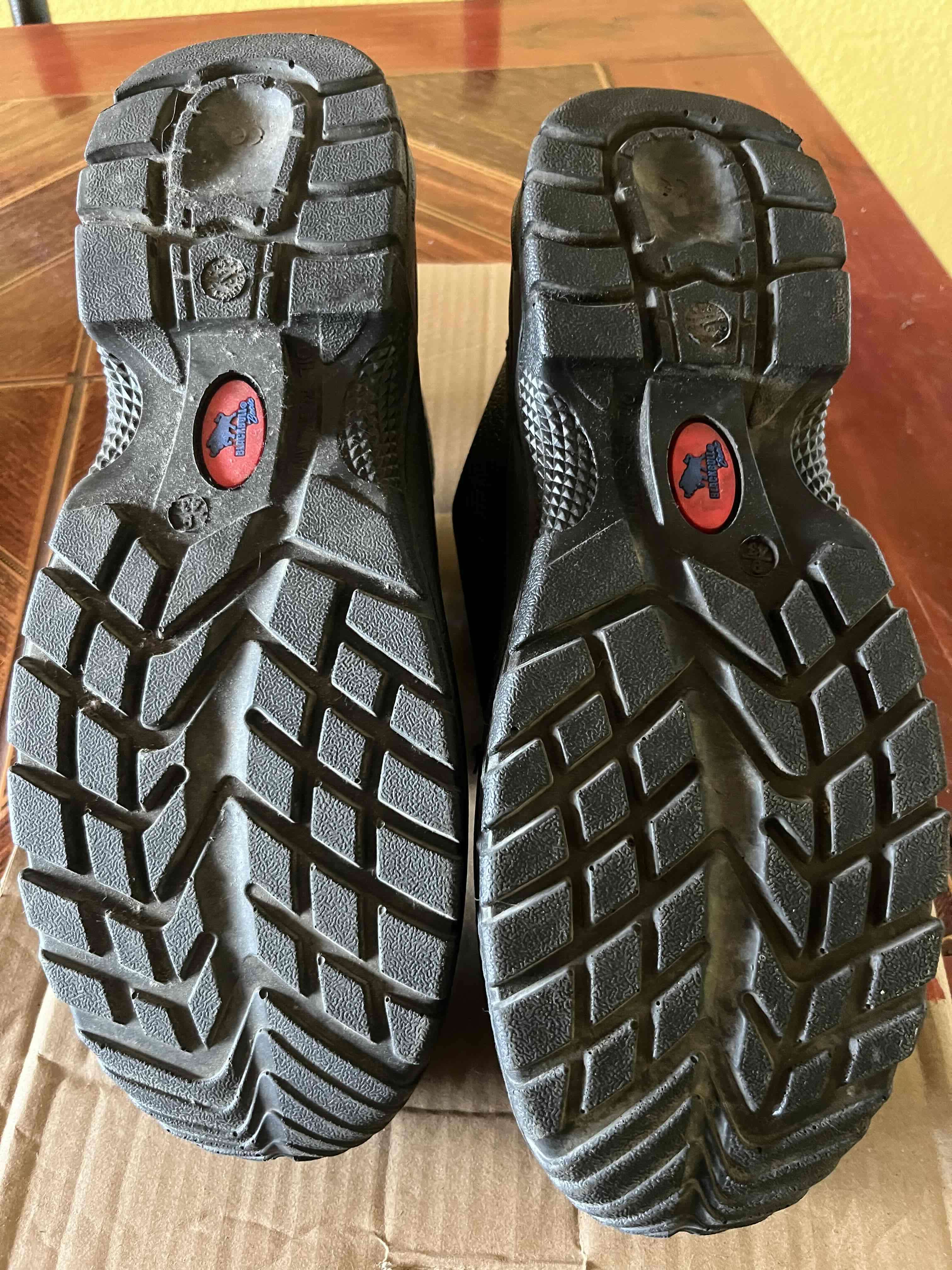 Bototos negros de cuero sintético - miniatura 5