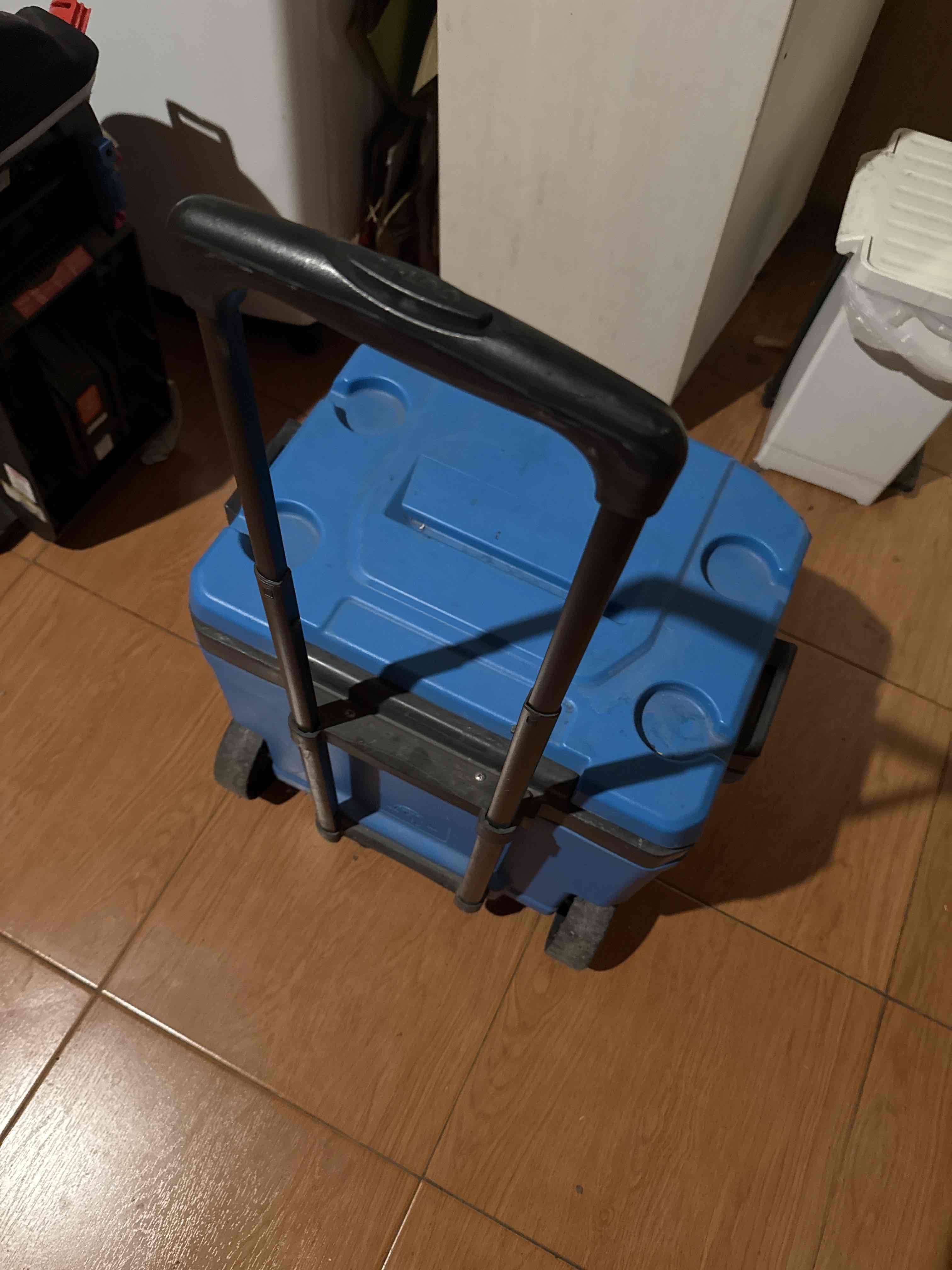 Cooler Igloo azul grande - miniatura 3