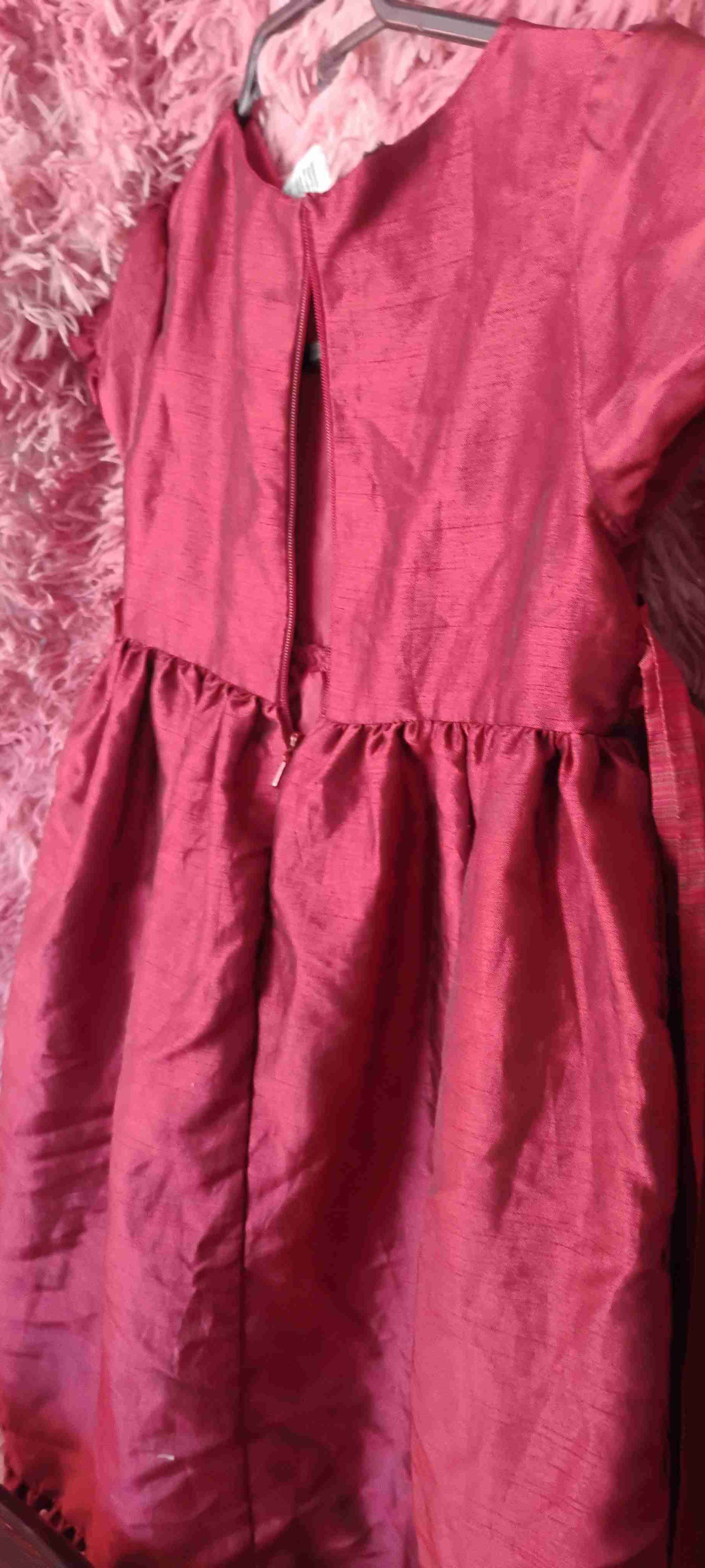 Vestido de niña rojo elegante - 4