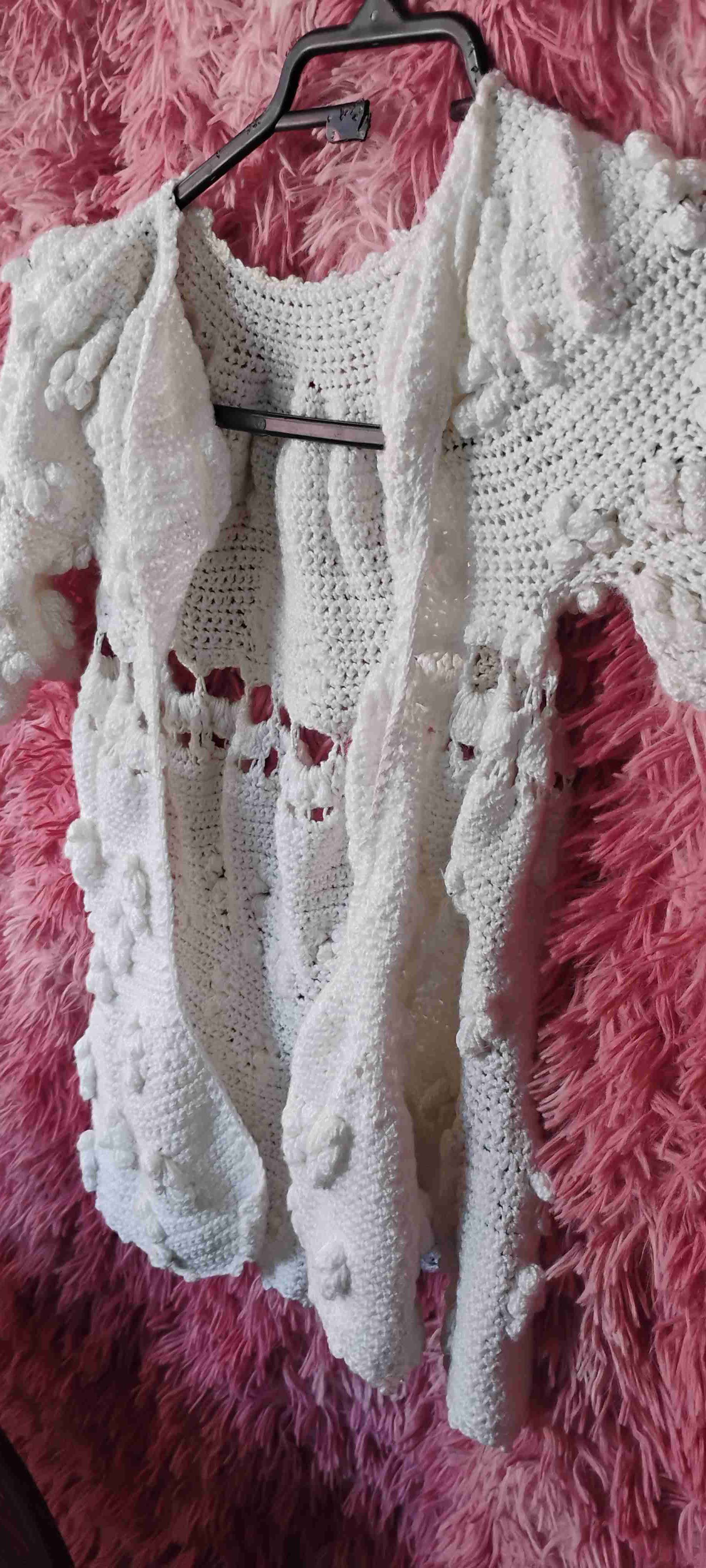 Chaleco crochet blanco hecho a mano