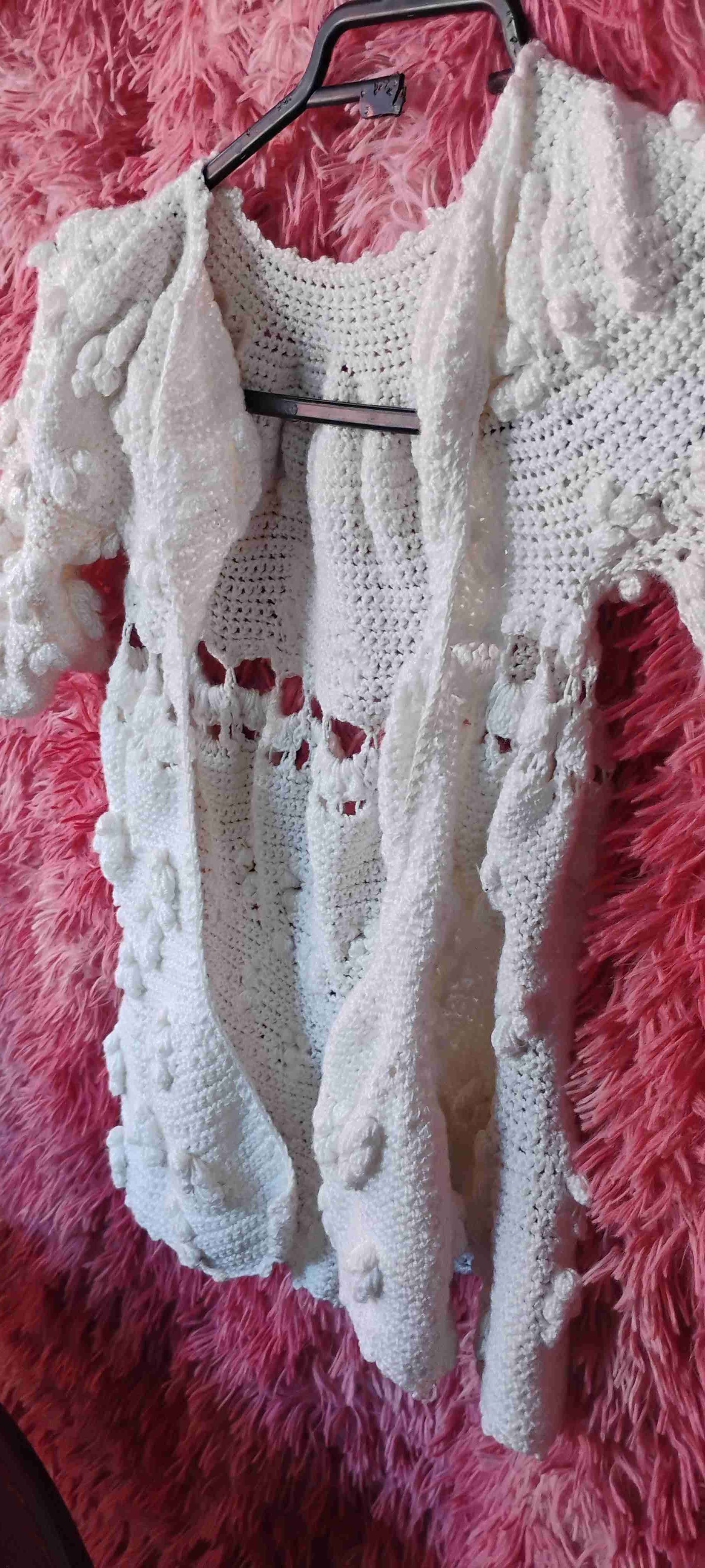 Chaleco crochet blanco hecho a mano - miniatura 2