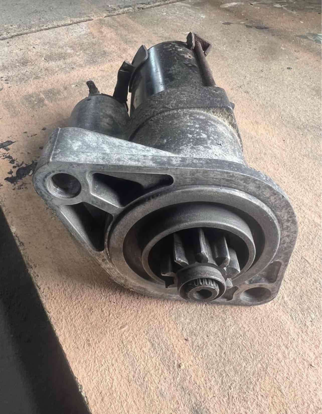 Motor de arranque HILUX REVO