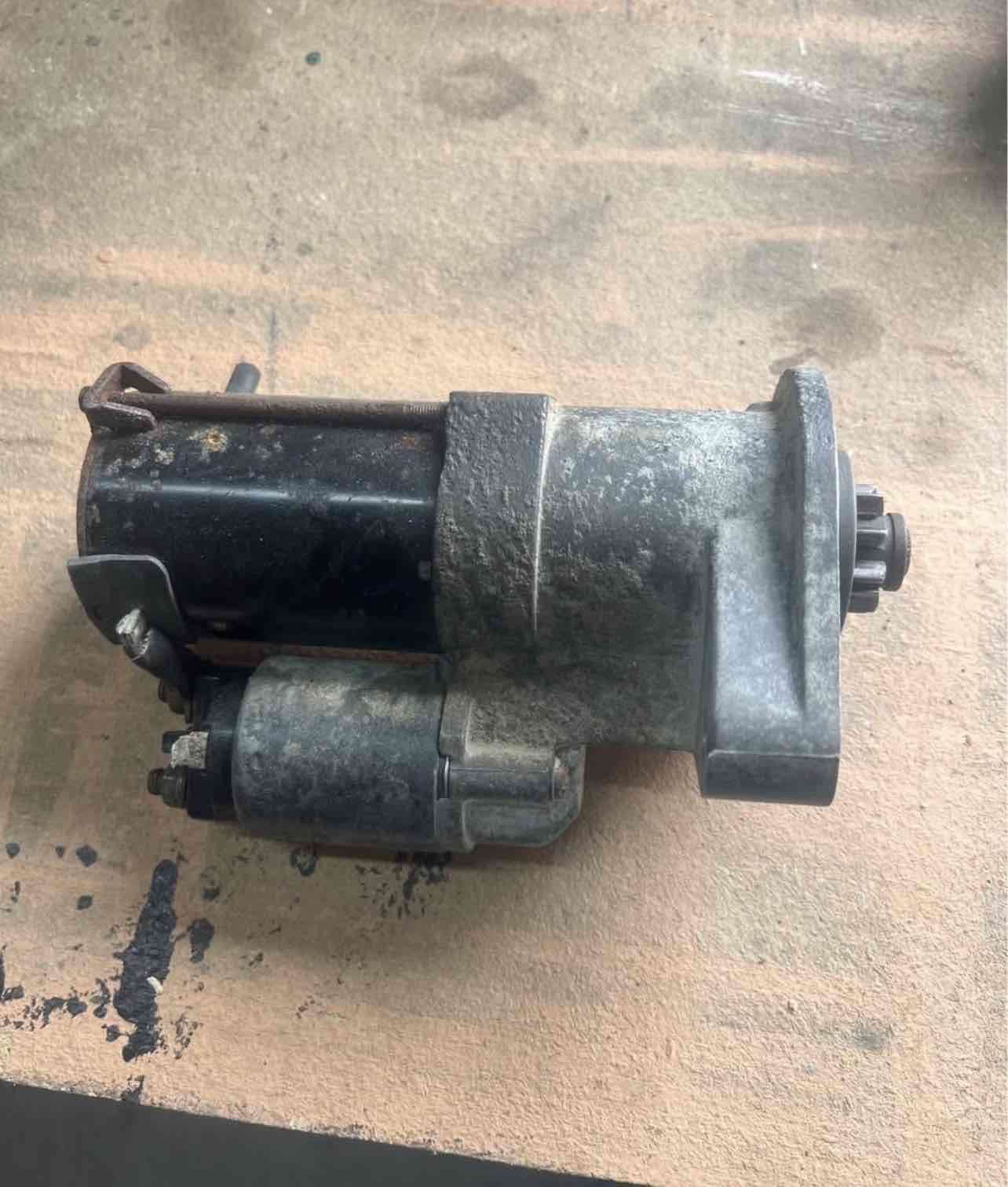 Motor de arranque HILUX REVO - miniatura 2