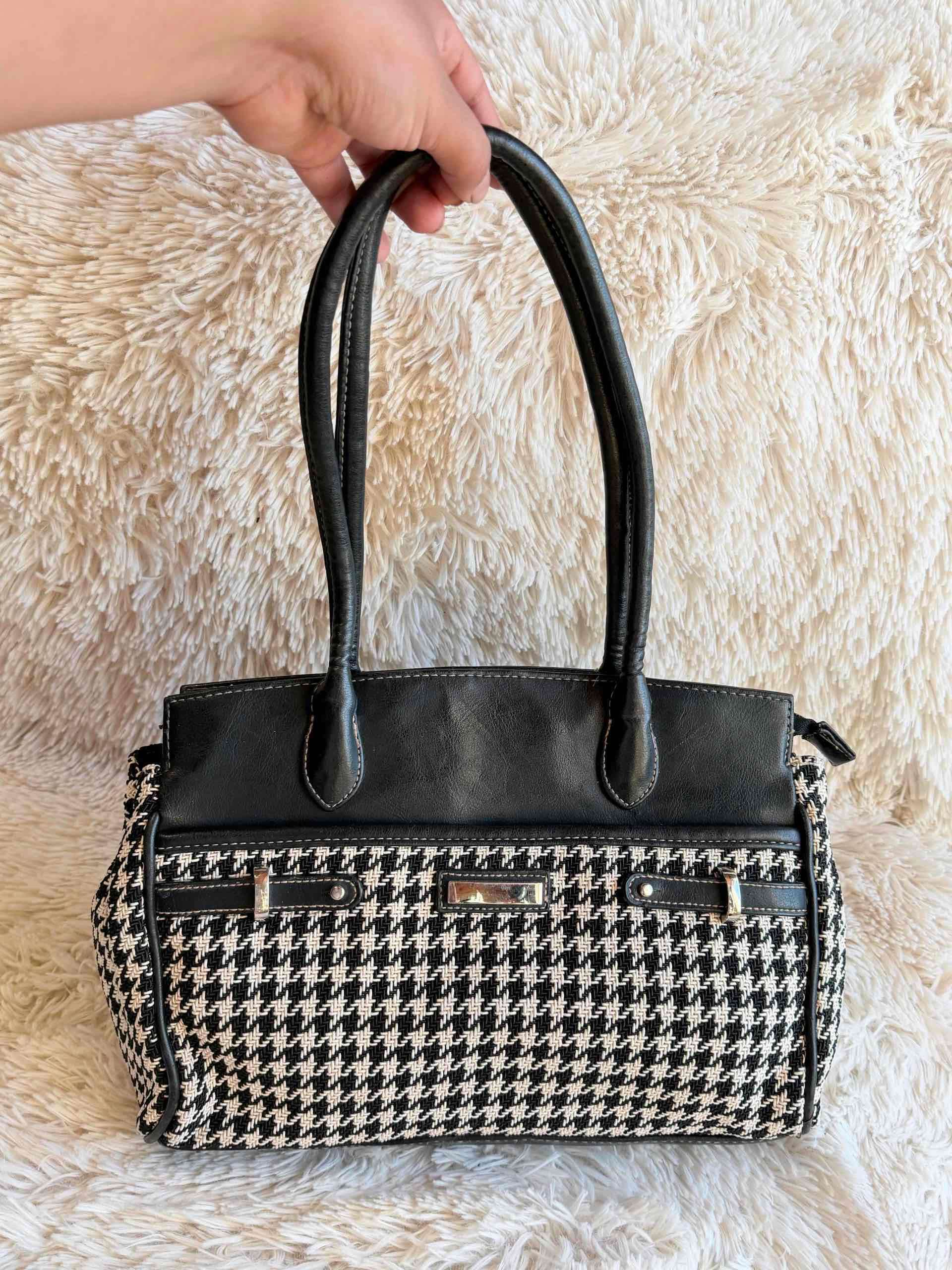 Bolso estilo clásico