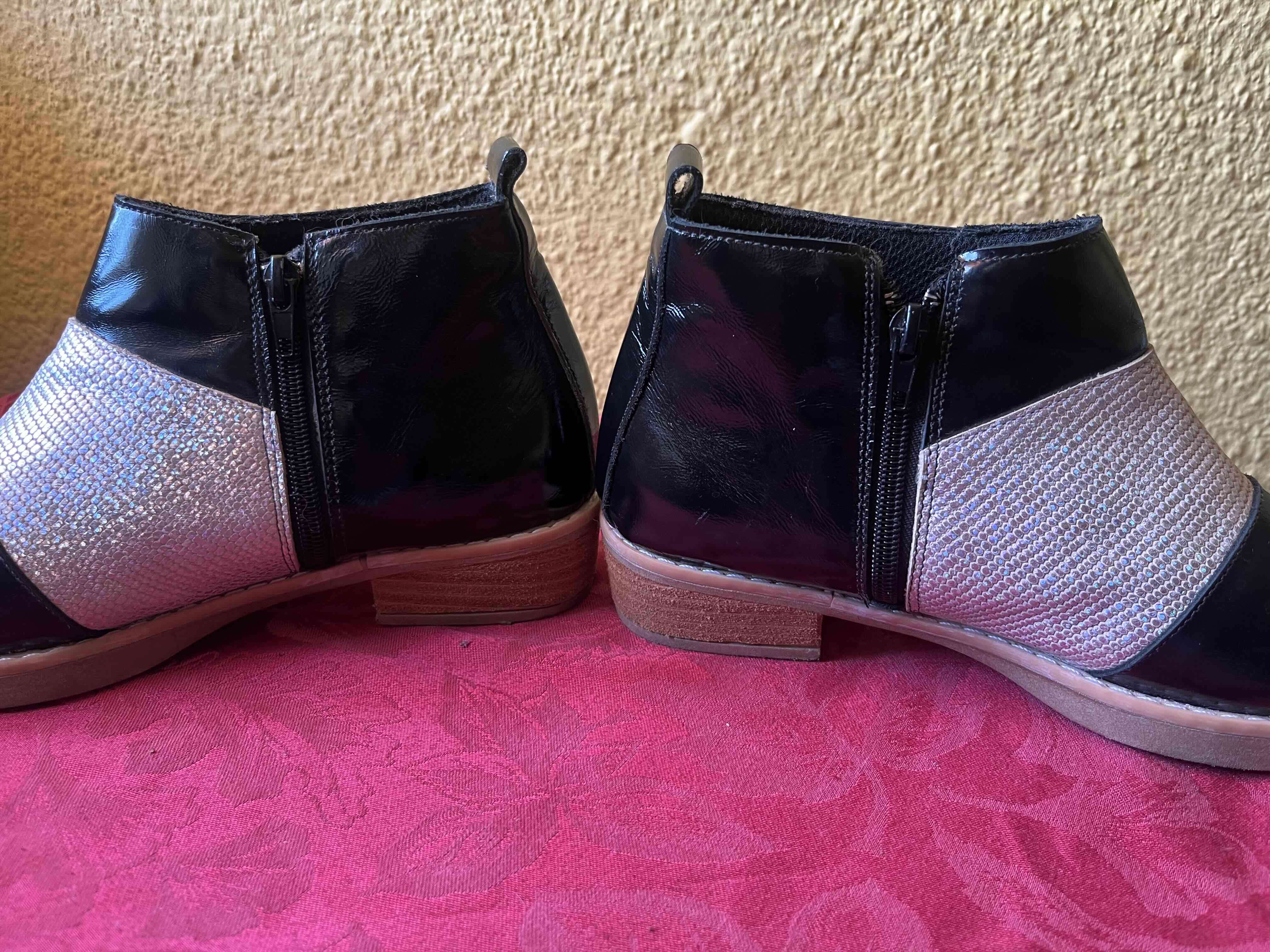 Botines negros con brillo - miniatura 2