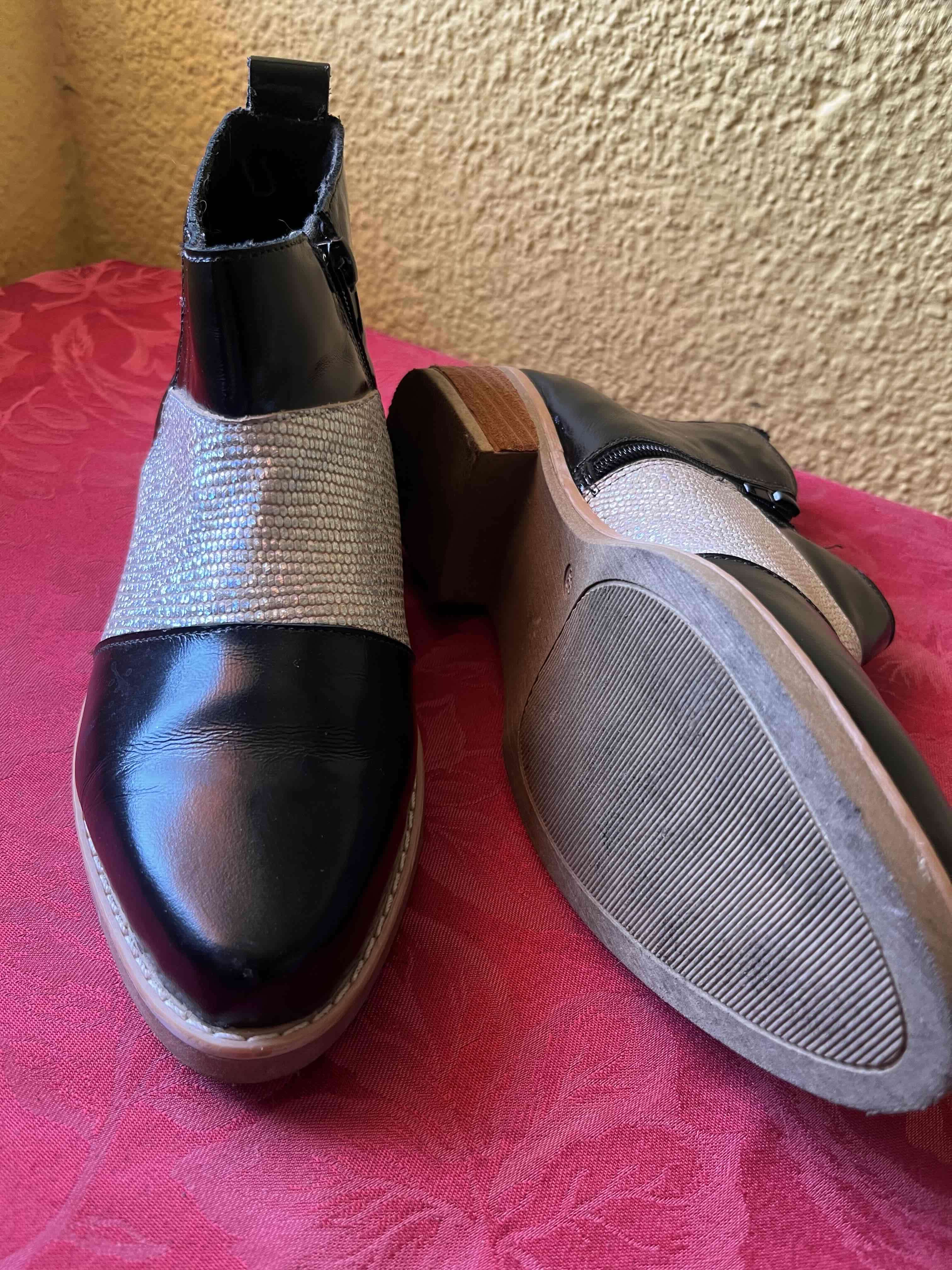 Botines negros con brillo - miniatura 3