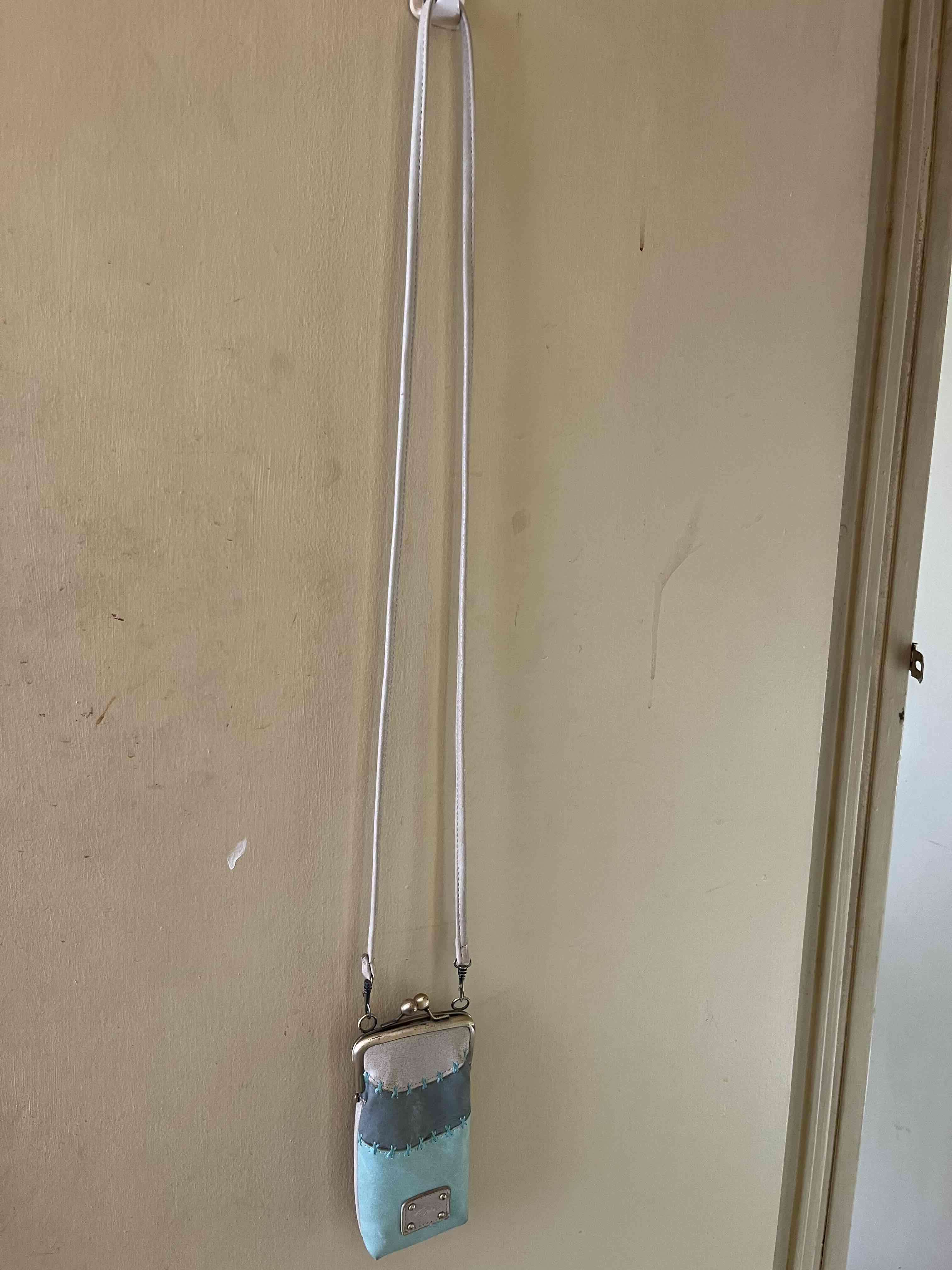 Bolso colgante de cuero verde - miniatura 2